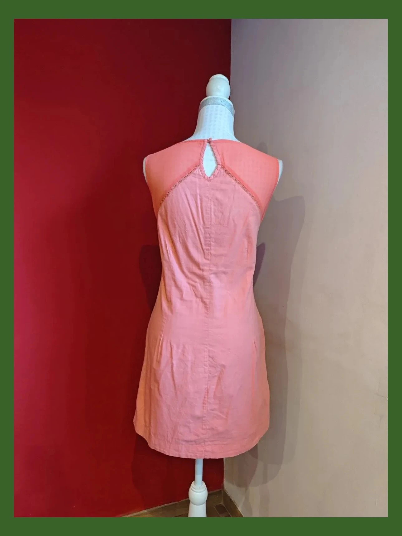 🌺Precioso vestido de algodón con la parte delantera con bordados calados, talla L – Sfera – taille L / 40 / 12 5