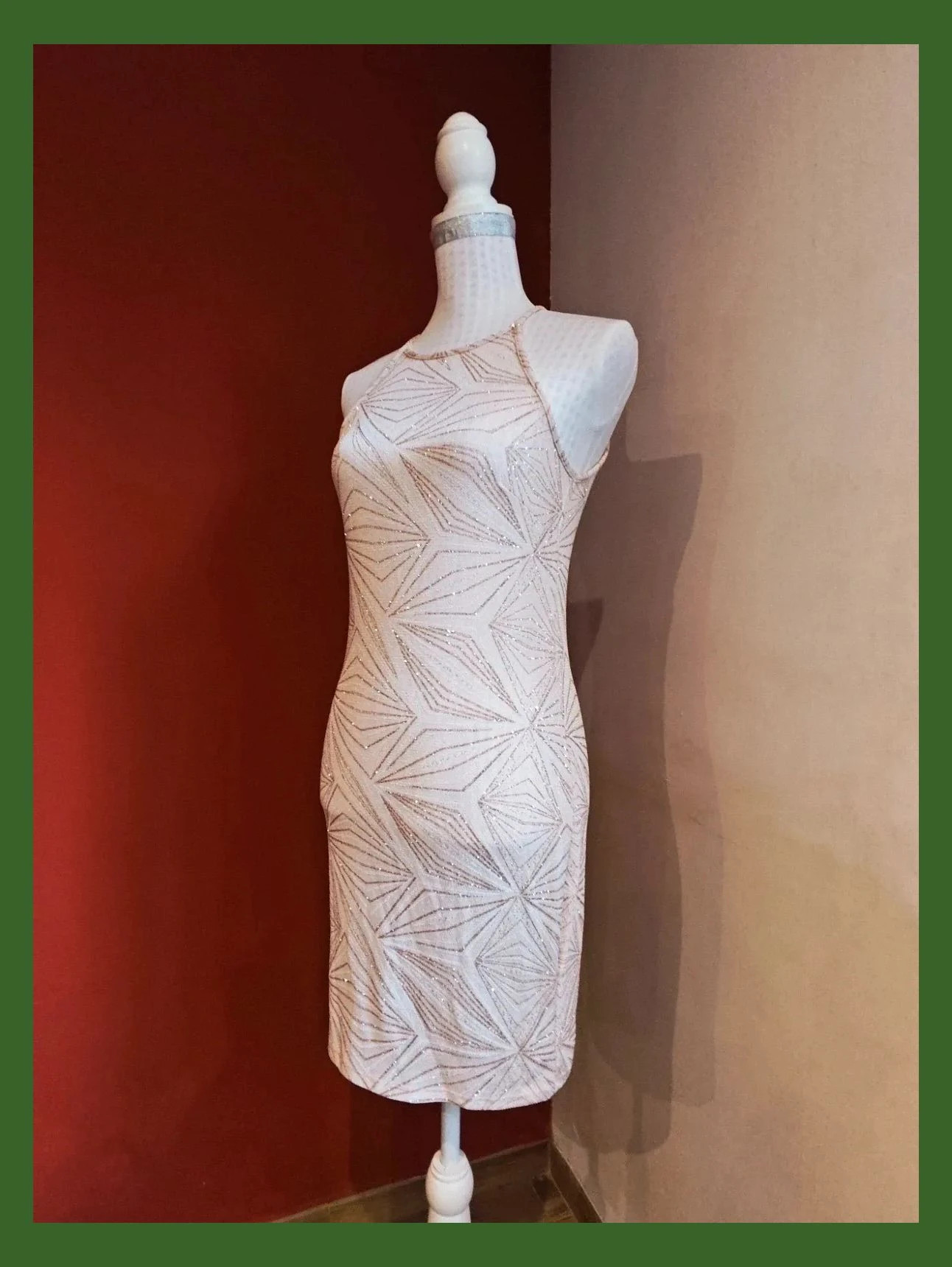 🌺 Divino vestido para eventos de tela elástica rosa con brillos geométricos – taille XS / 34 / 6 3