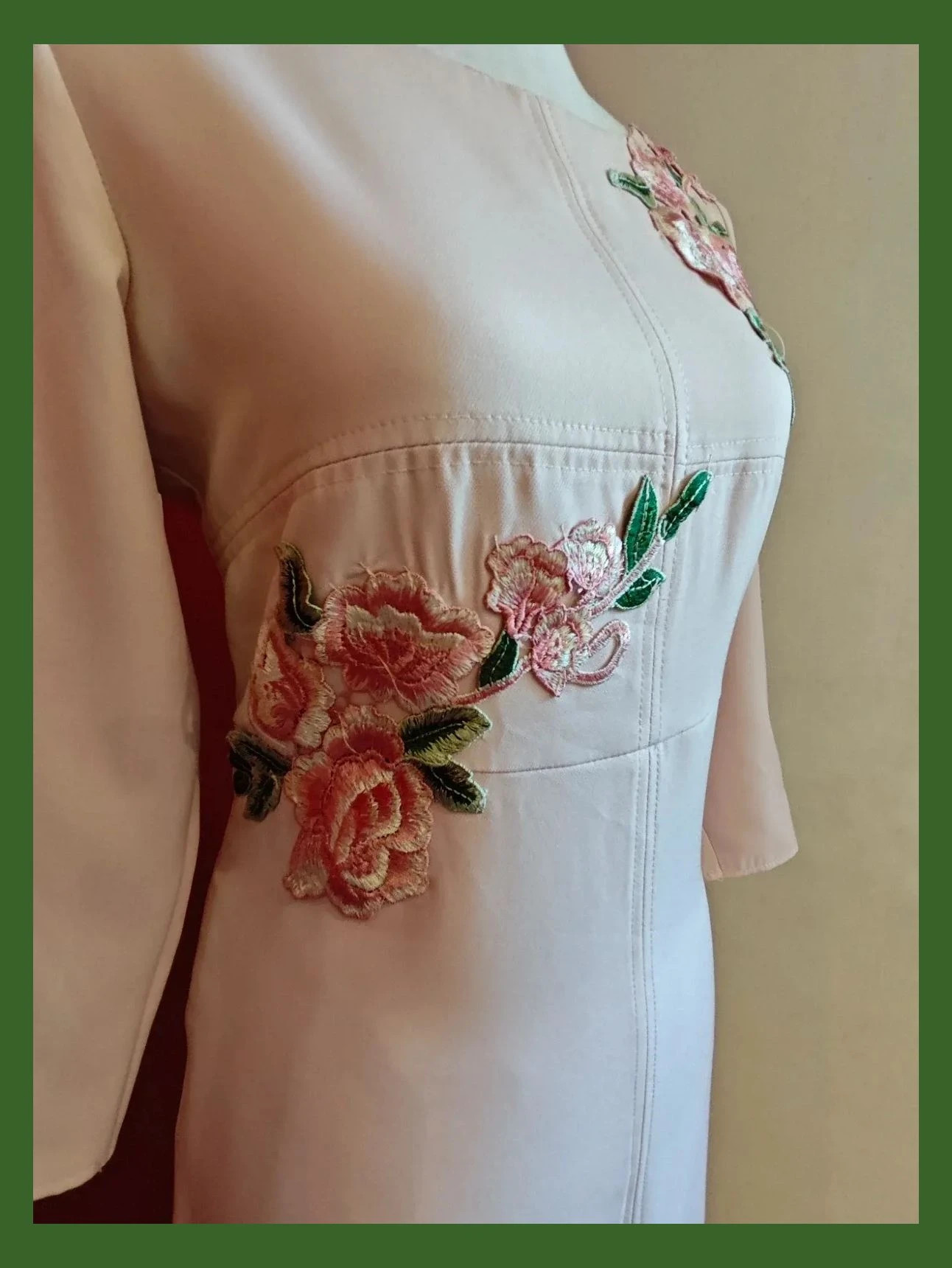 🌺 Elegante vestido largo para eventos, color rosa con aplicaciones bordadas – Munmo – taille XL / 42 / 14 5