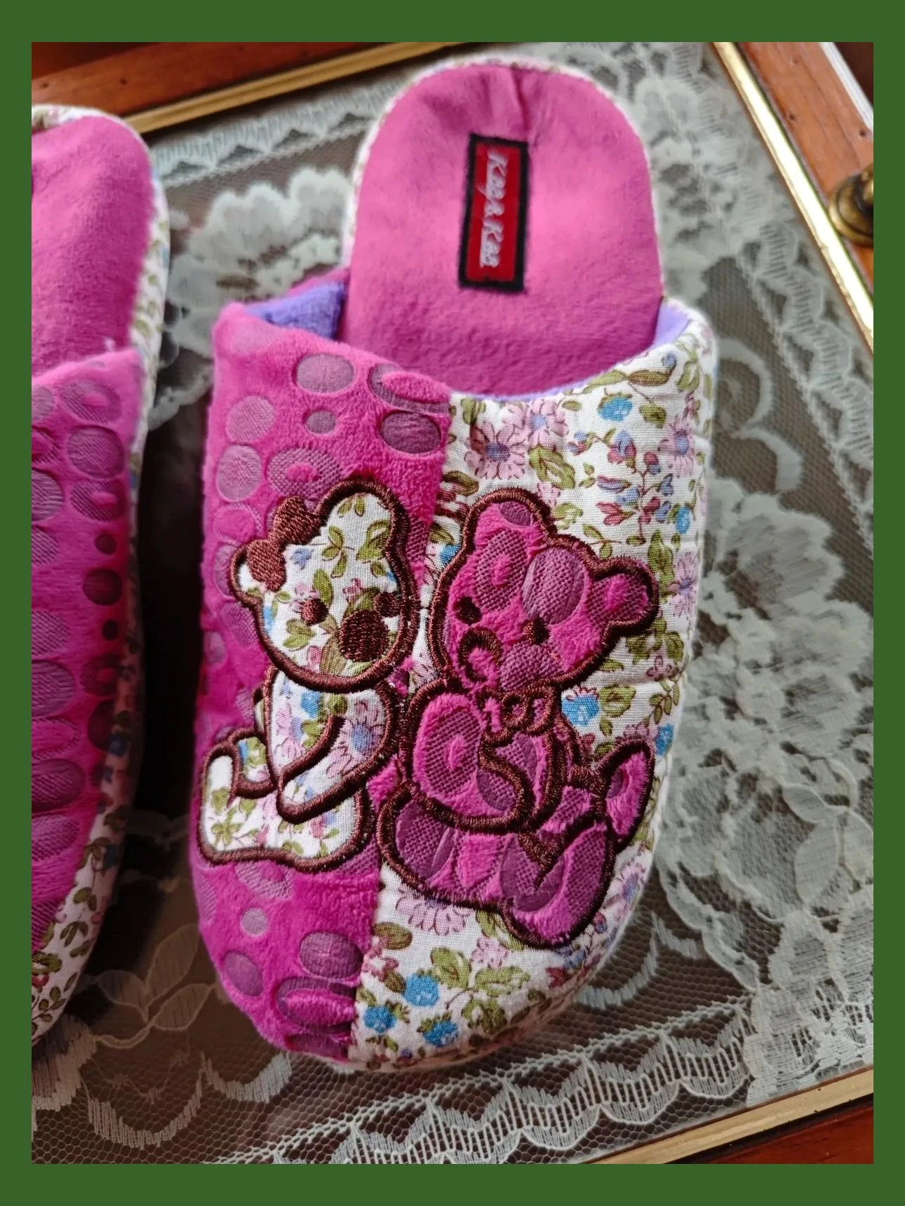 🌺Cómodas zapatillas para casa de tejido polar y tela floreada con ositos cosidos – k88 & k88 – taille 38 4