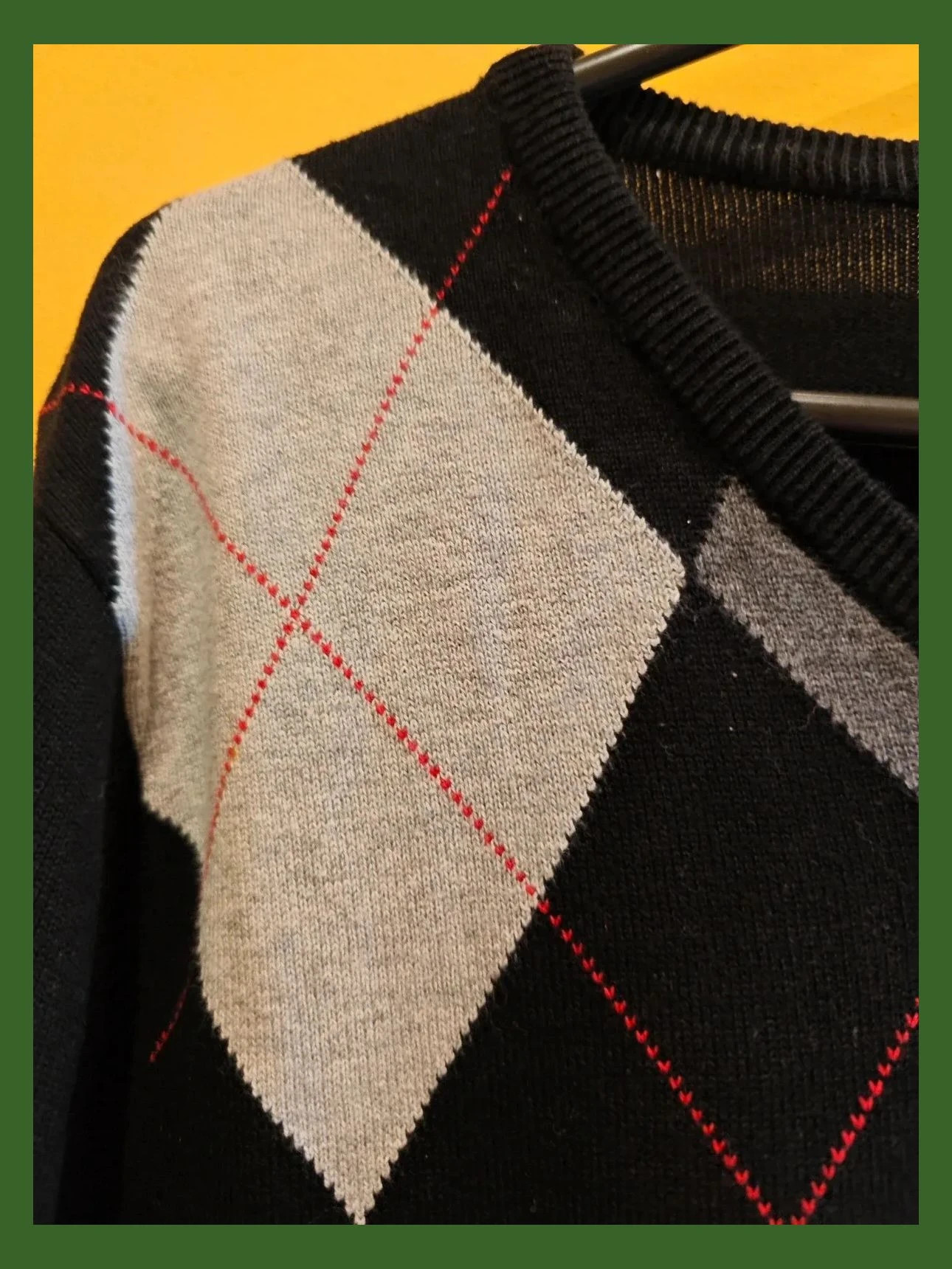 🌺 Jersey de algodón con cuello de pico negro con rombos tonos grises y negros en la parte delantera – Cedar Wood State – taille M 3