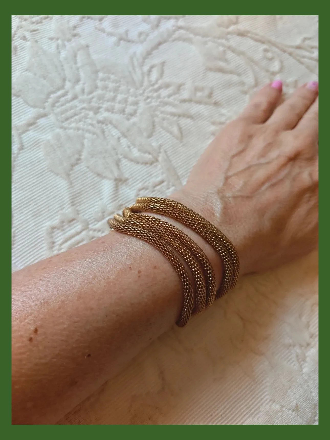 🌺 Pulsera metal dorado con cuatro cadenas redondeadas