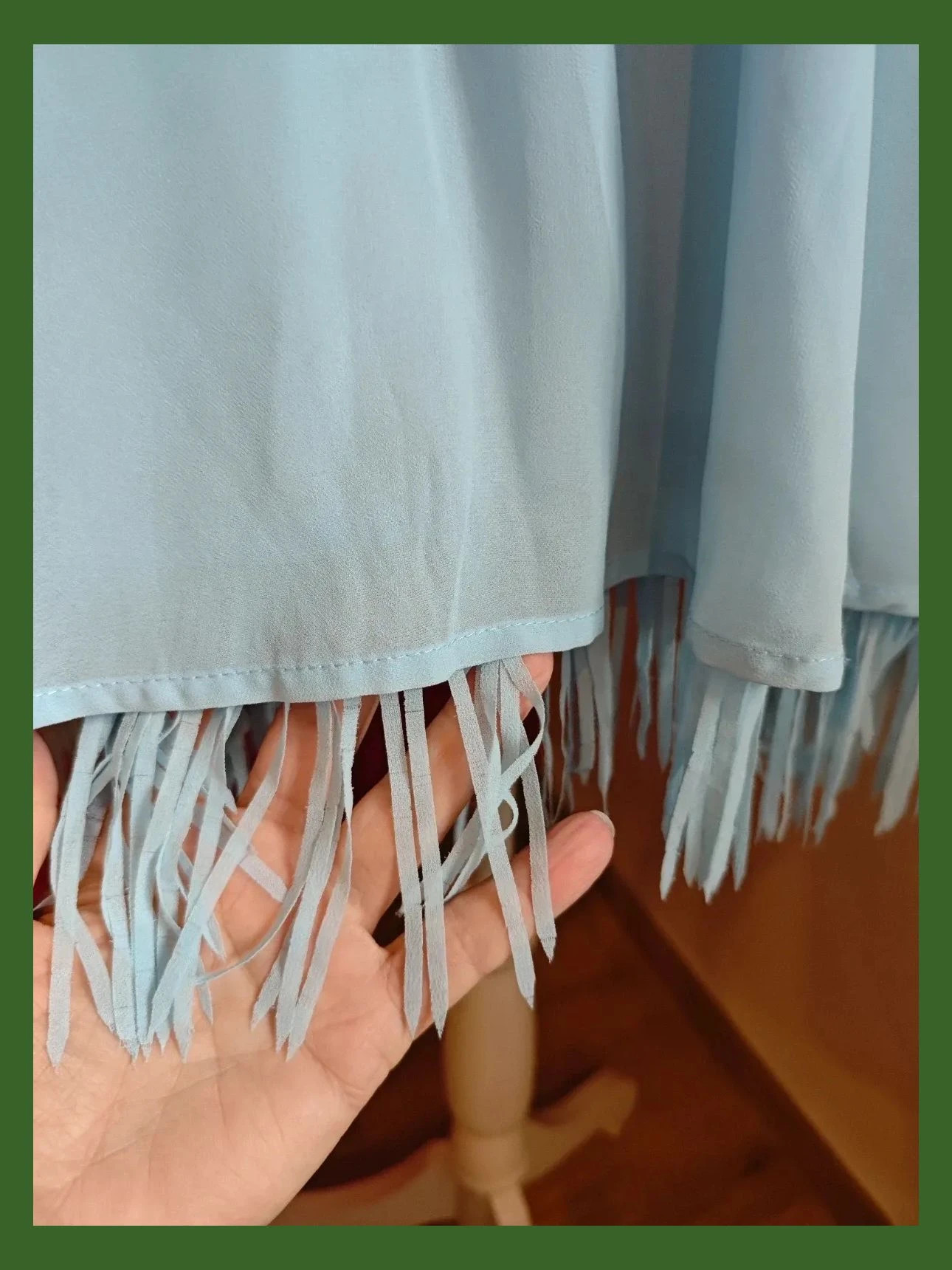 🌺 Preciosa minifalda azul claro con vuelo y flecos, talla M – Top Queens – taille M / 38 / 10 5