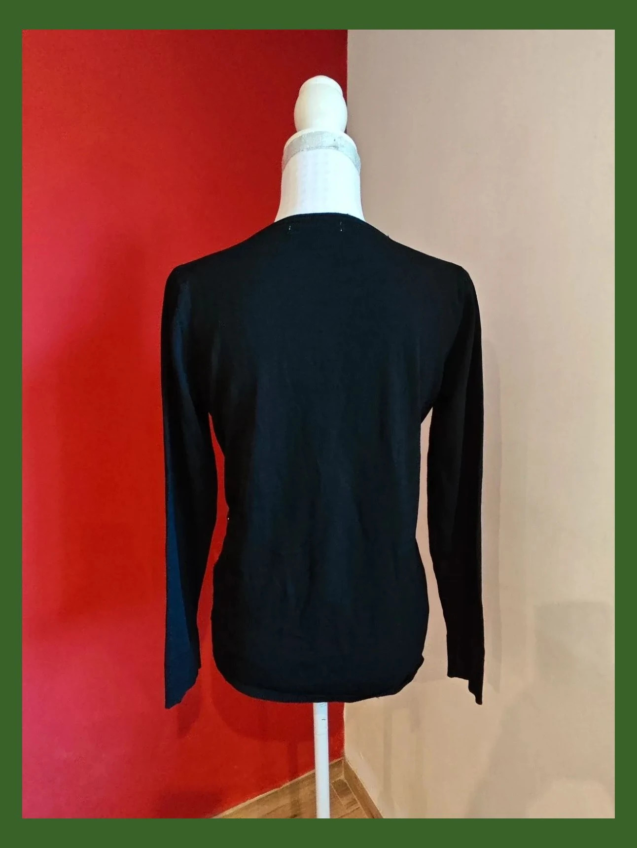 🌺 Elegante jersey negro con el frente lleno de lentejuelas – MNG Suit – taille M / 38 / 10 5