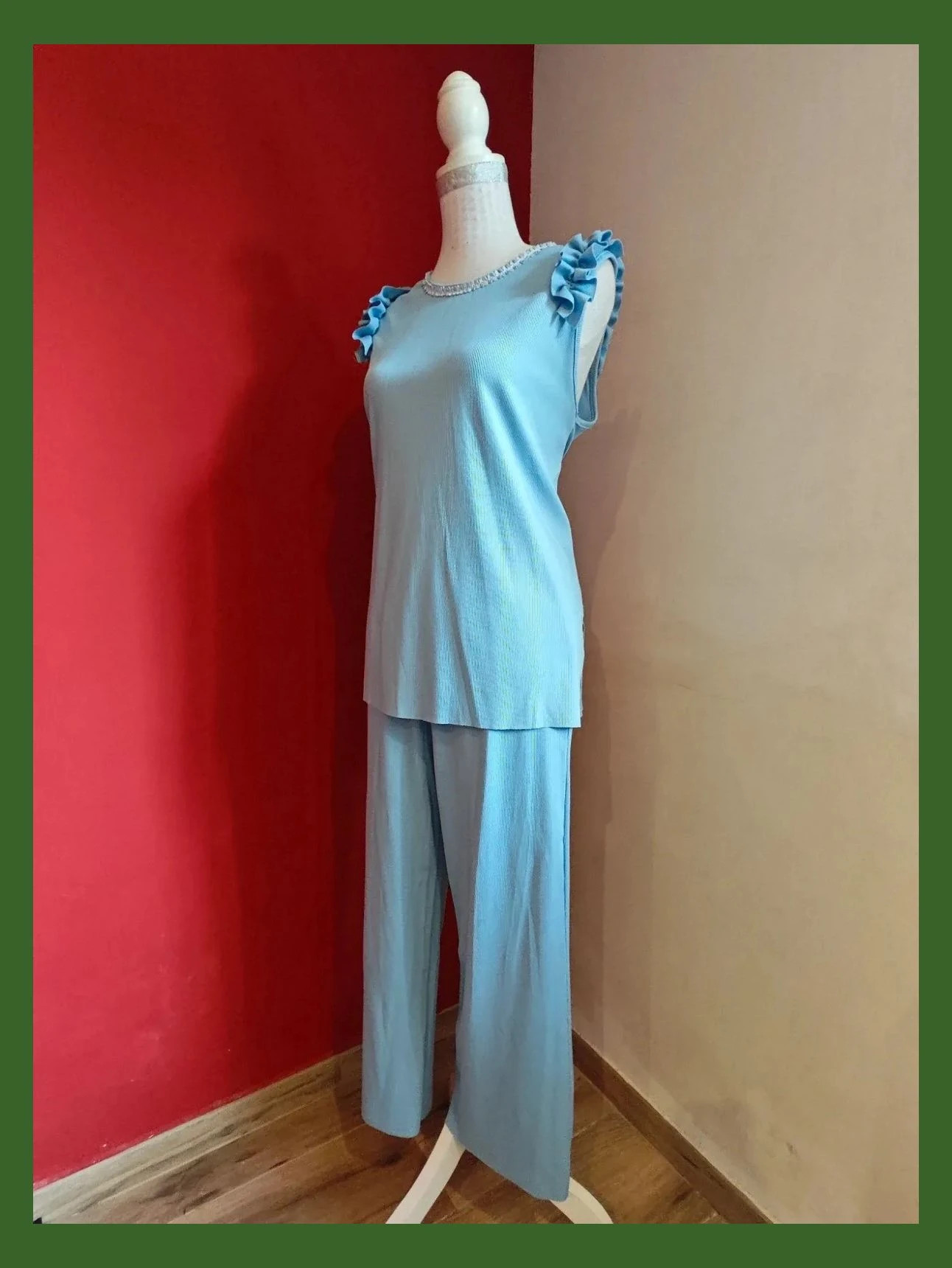 🌺 Divino conjunto de top y pantalón de punto fino azul clarito, con un 72% de algodón – Elisa – taille XL / 42 / 14 2