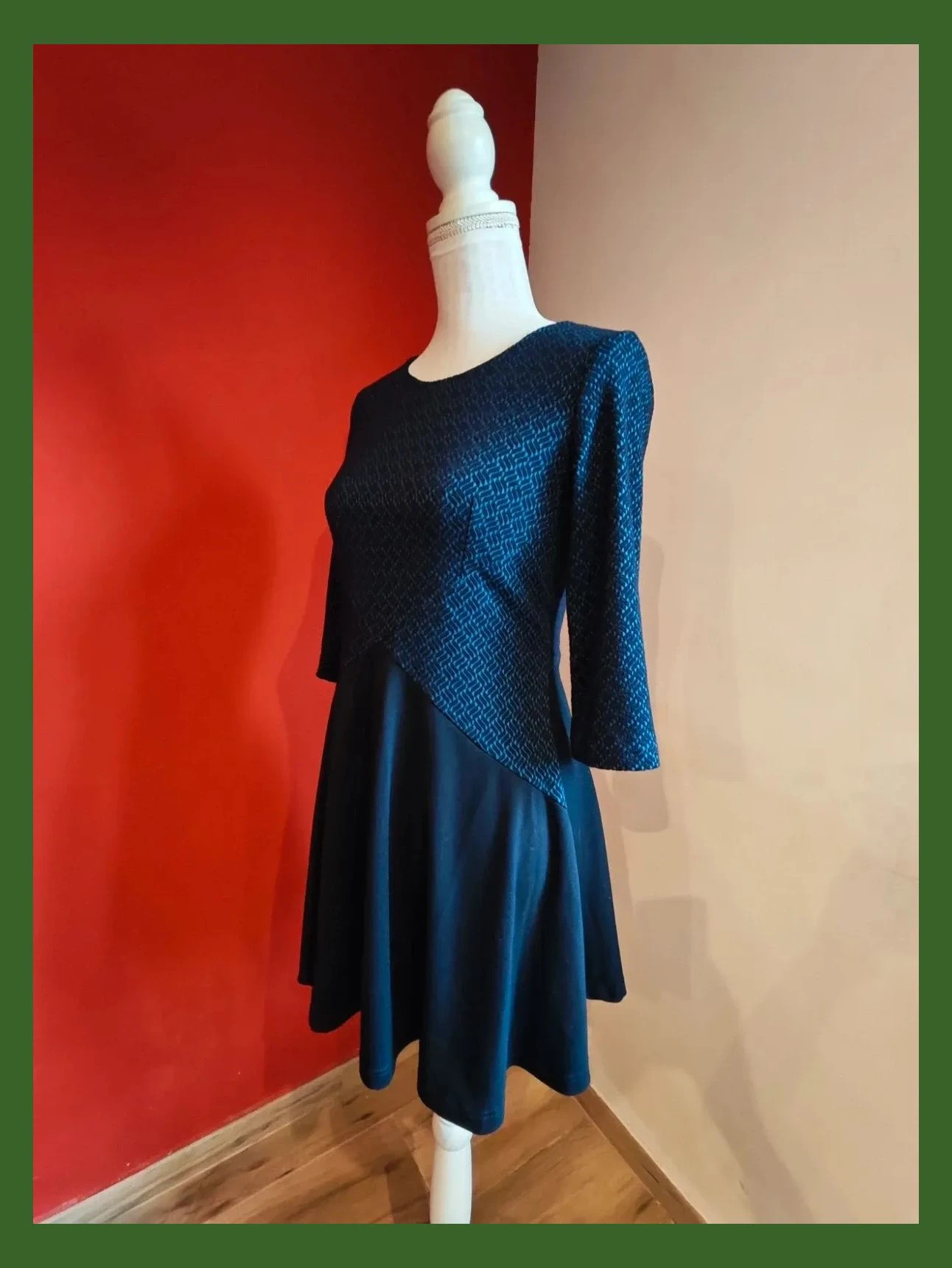 🌺 Bonito vestido de punto negro y en la parte superior con rombos negros y tonos aguamarina – Sweet Miss – taille S / 36 / 8 2