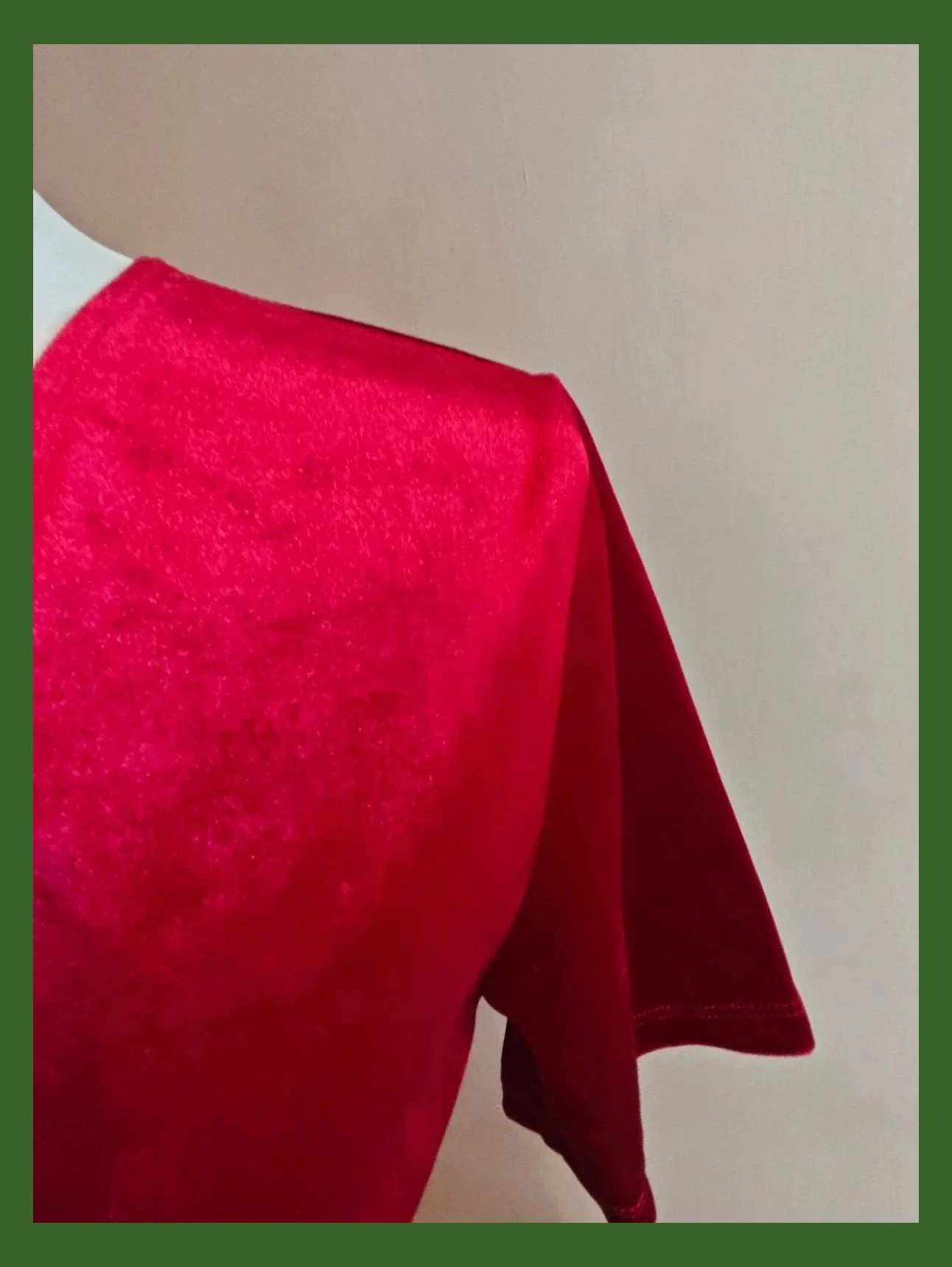 🌺 Vestido entallado de terciopelo rojo con brillo, de Zara – Zara Trafaluc – taille M / 38 / 10 4