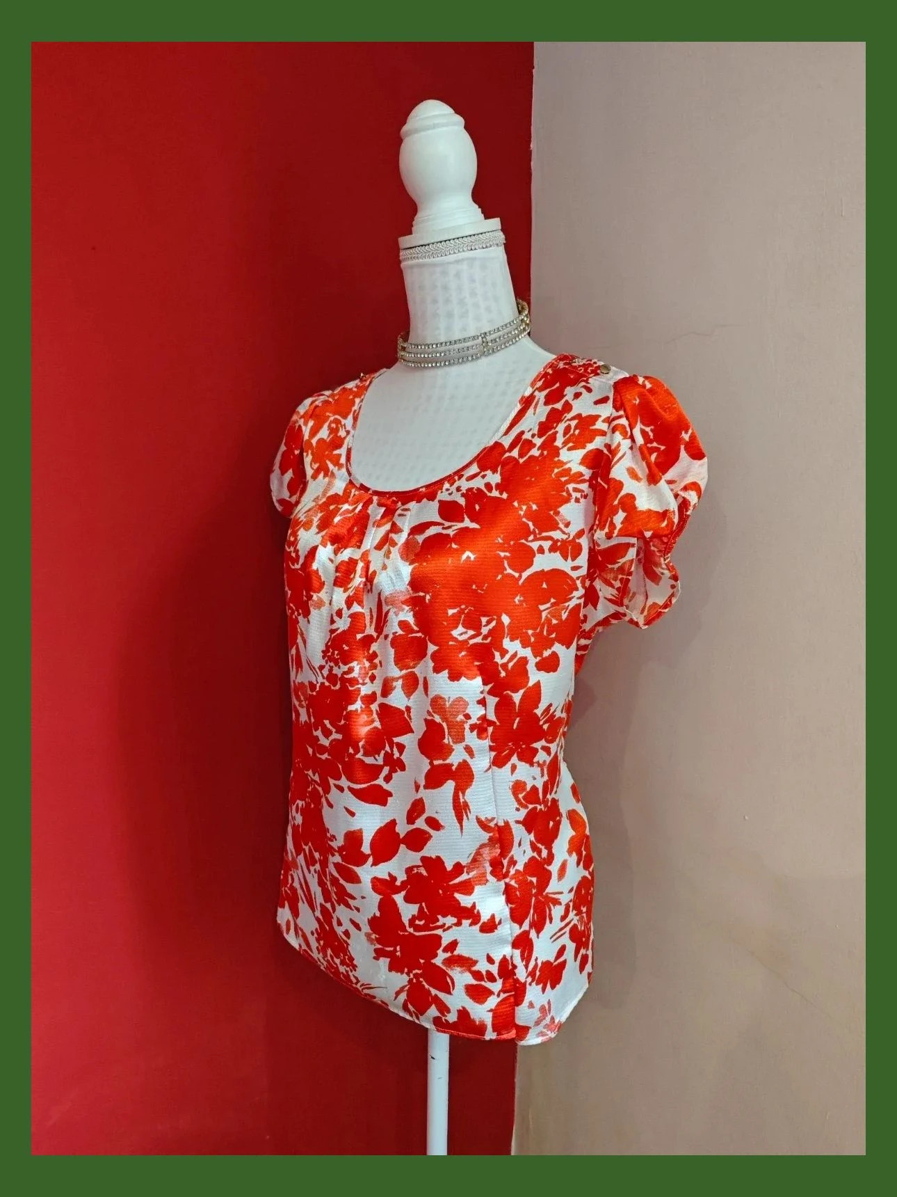 🌺Preciosa blusa de raso estampado blanco y rojo, de Antea – Antea – taille XXXL / 46 / 18 2