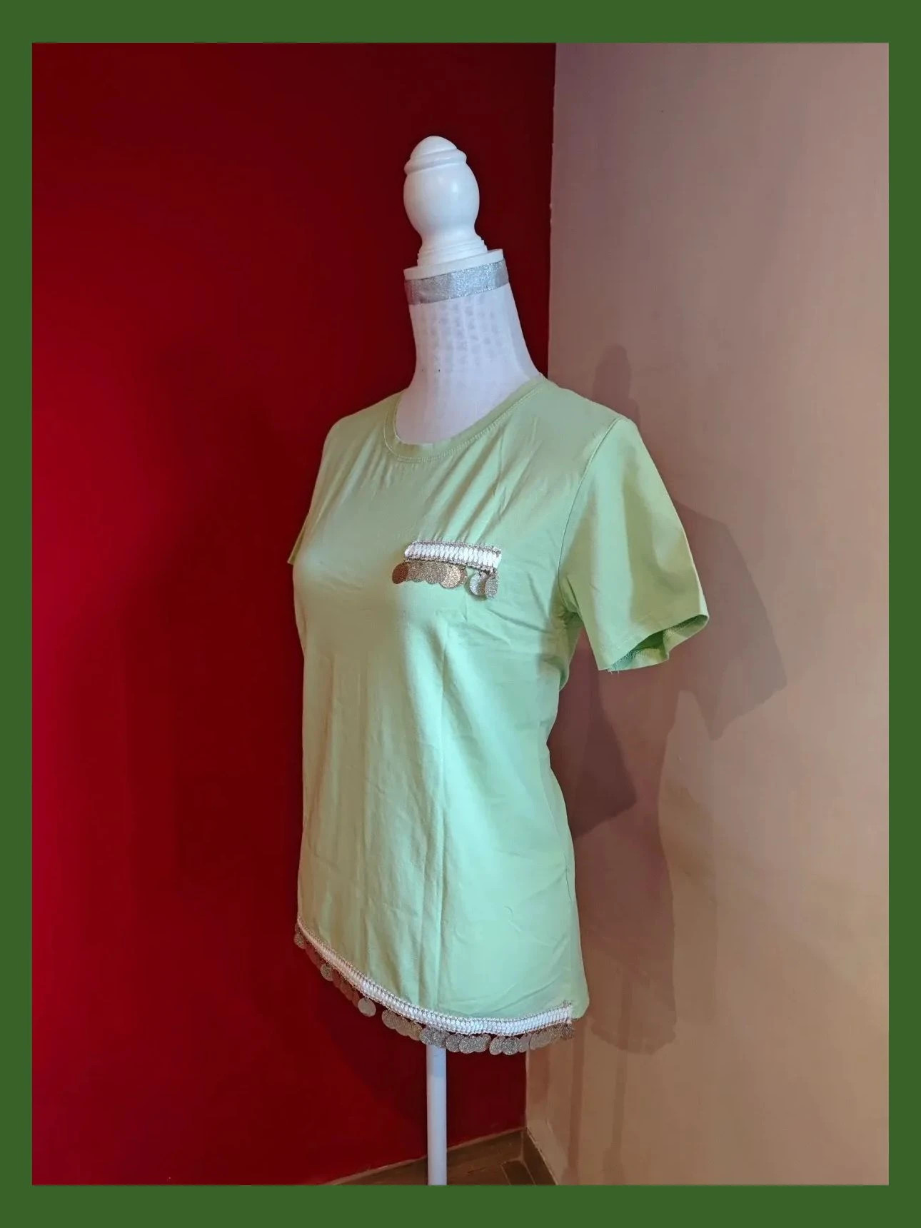 🌺Camiseta verde menta con crochet blanco y moneditas doradas en el bajo y tapa bolsillo, talla L – Beautiful Fashion – taille L / 40 / 12 2