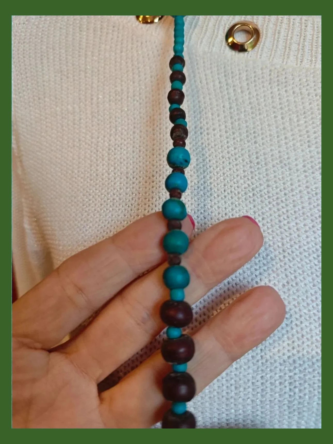🌺 Collar largo de cuentas de madera color marrón y turquesa 3