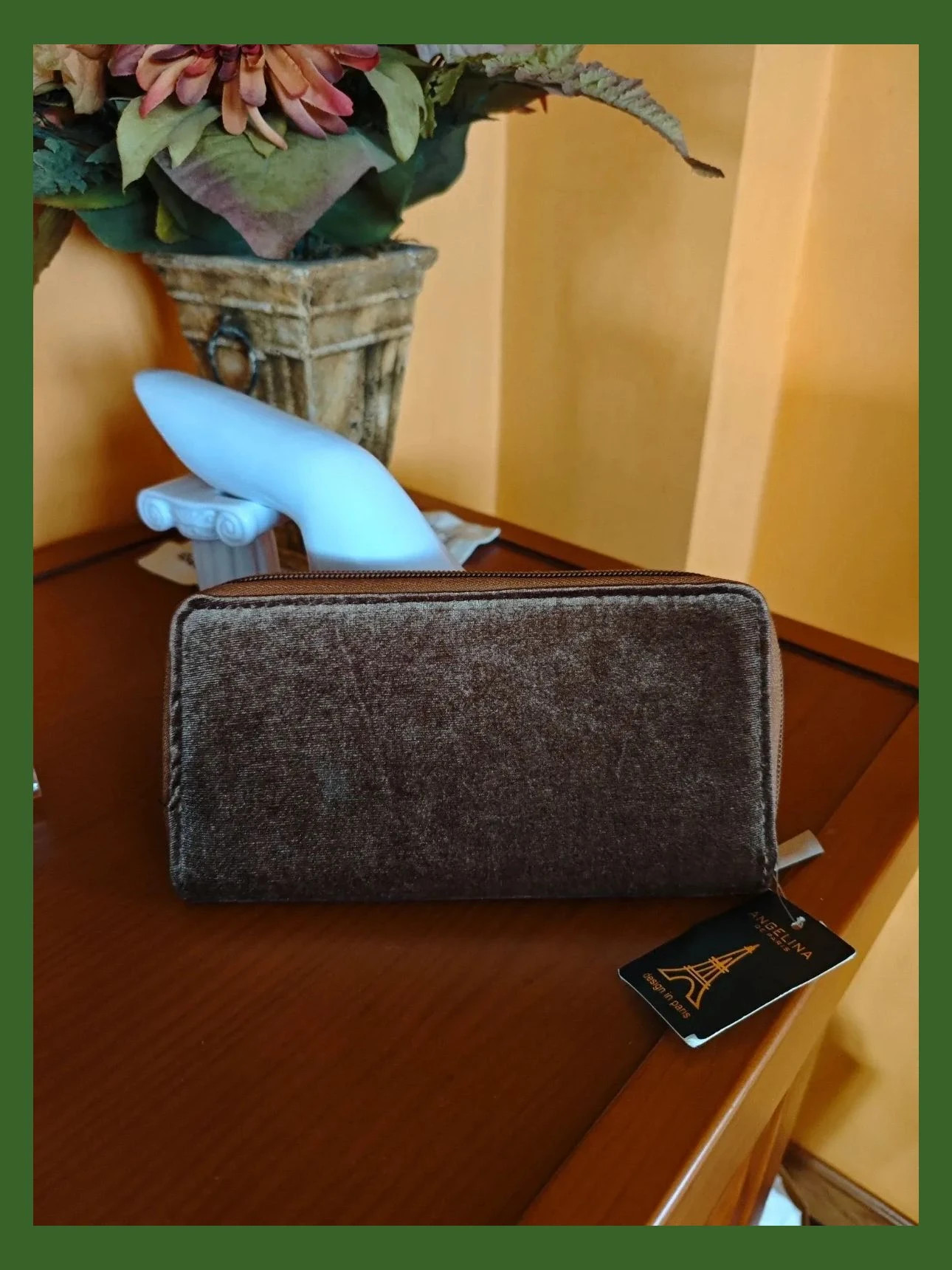 🌺 Bonita y práctica cartera monedero de terciopelo marrón