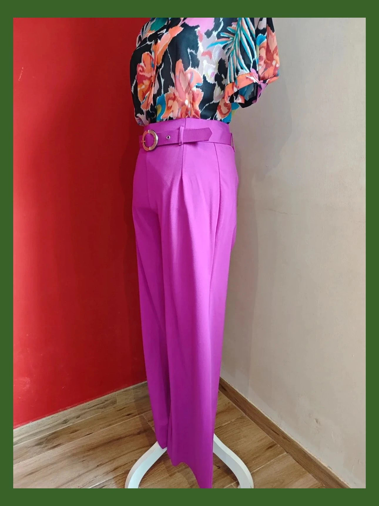 🌺 Elegante pantalón fucsia de pata ancha con cinturón – Made In Italy – taille L / 40 / 12 3