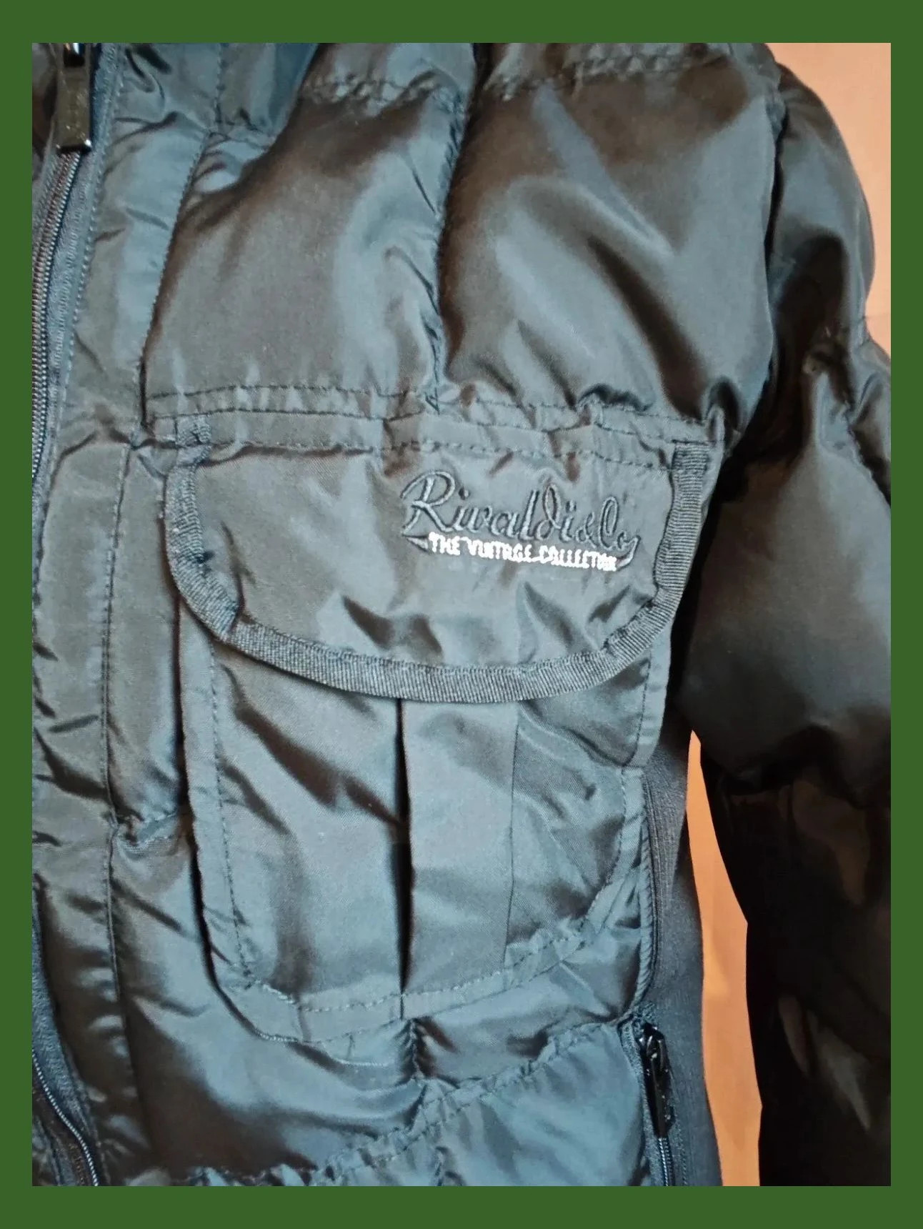 🌺 Chaquetón acolchado negro con laterales, puños, cuello y capucha de punto – Rivaldi – taille M 3