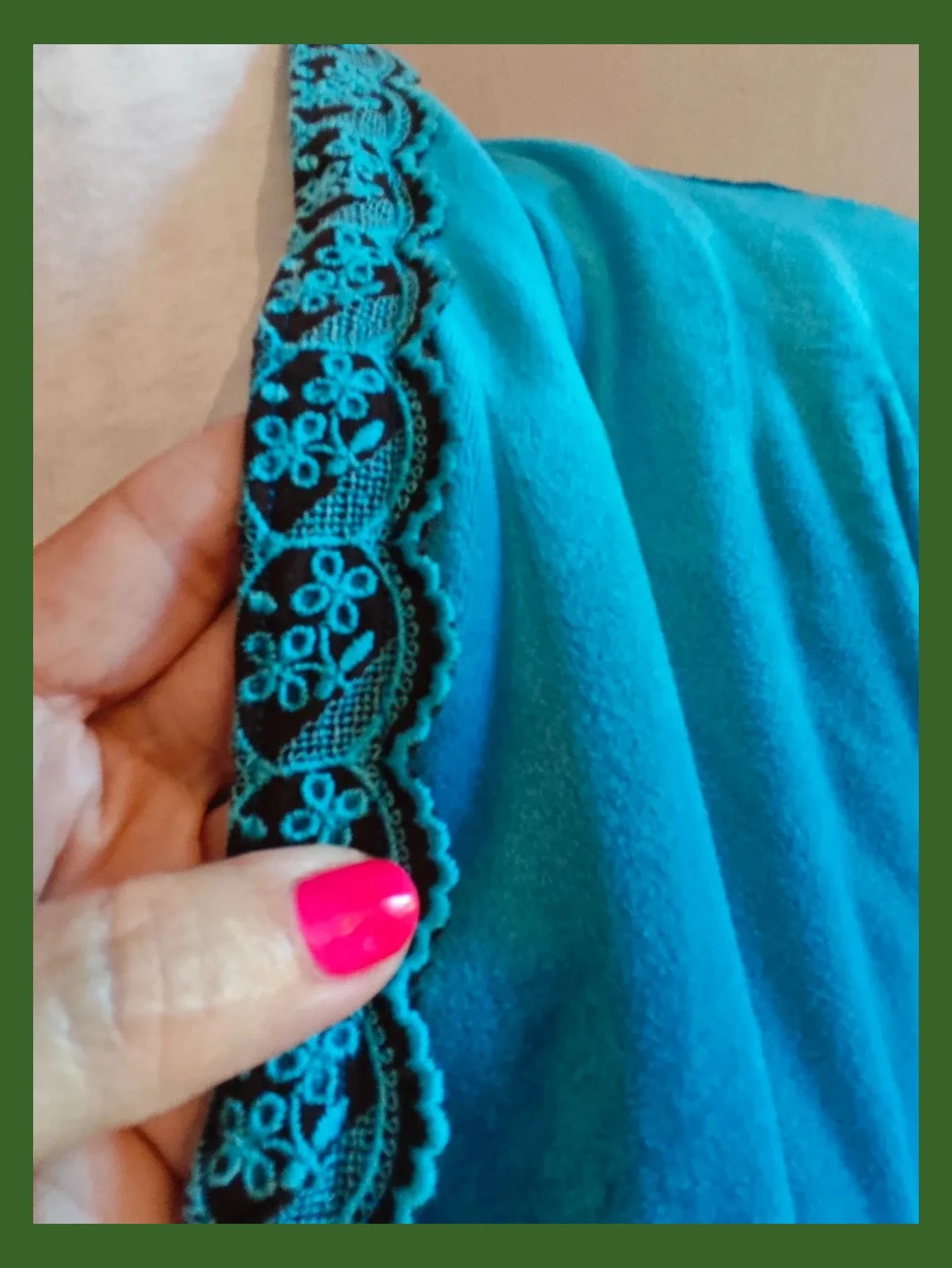 🌺Bonita chaqueta de terciopelo azul turquesa con cinta de pasamaneríacon flores marrón – Made In Italy – taille 4XL / 48 / 20 3