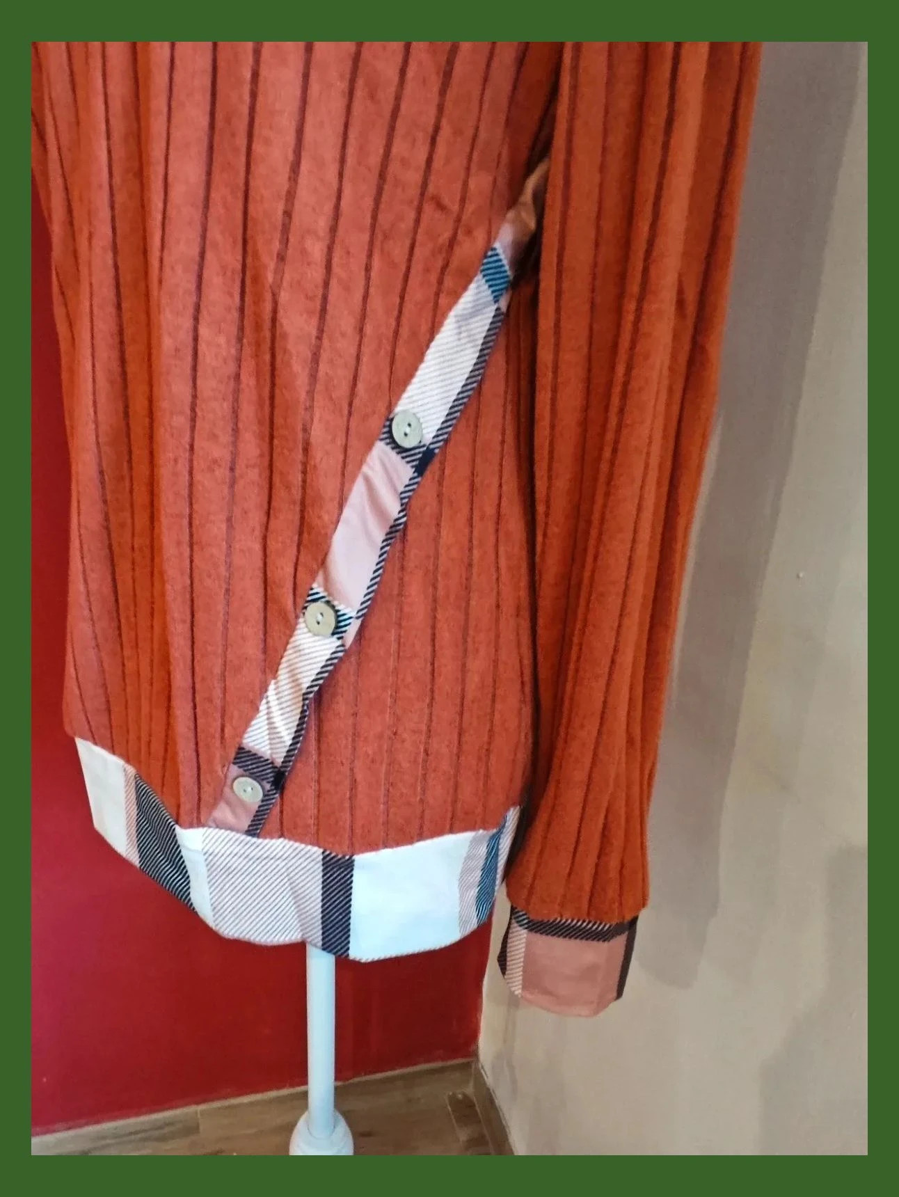 🌺 Original camiseta de punto suave acanalado con tela a contraste a cuadros en cuello puños y bajo – boutique local – taille XL / 42 / 14 5