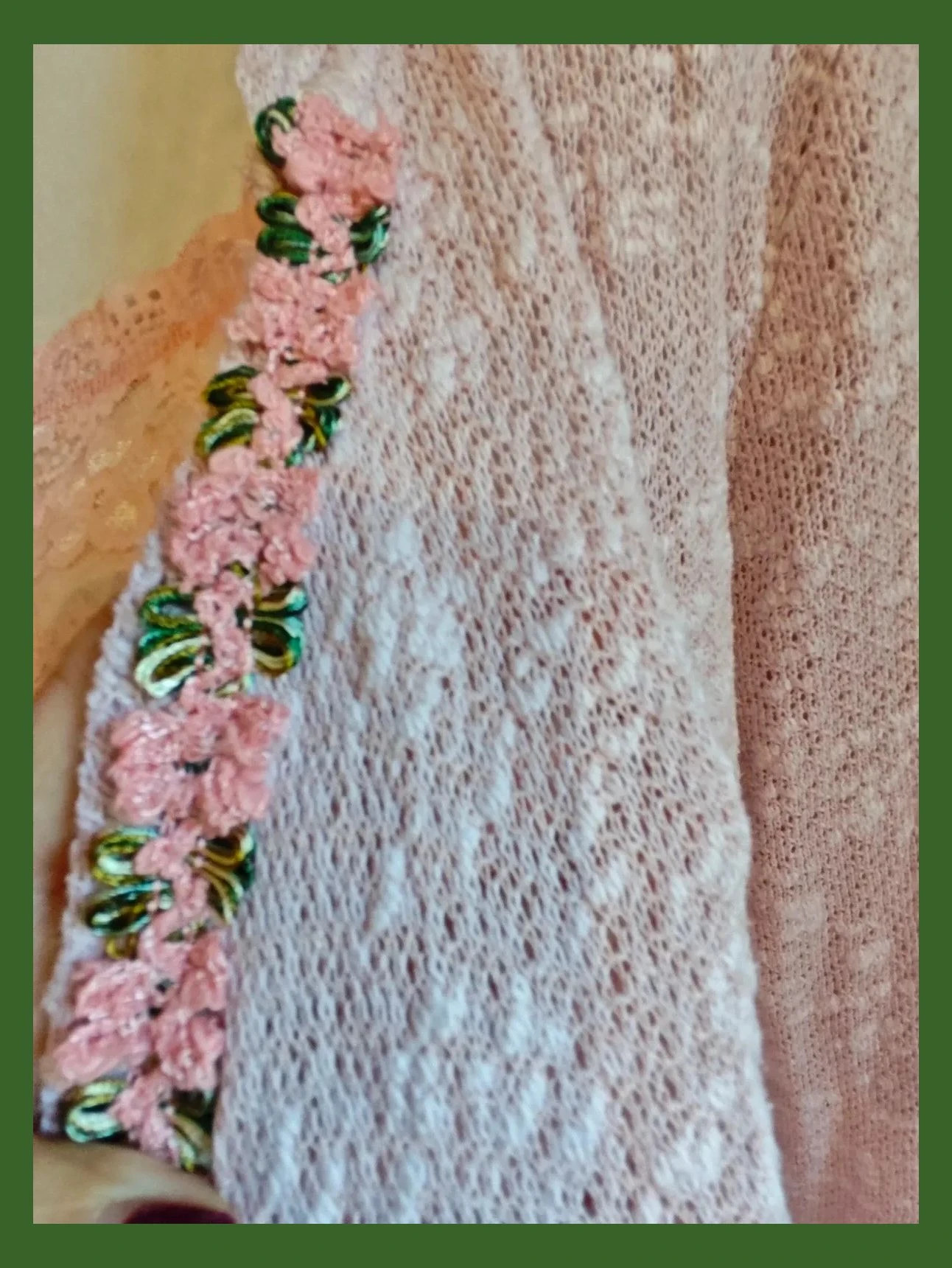 🌺Original chaqueta de punto de algodón rosa jaspeado con pasamanería bordada – Colours of the World – taille 4XL / 48 / 20 5