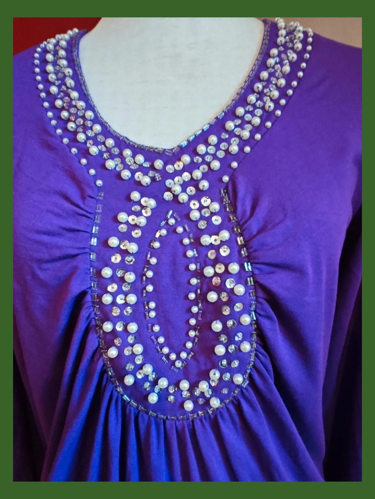 🌺Camiseta morada con perlas y lentejuelas en escote con forma de lágrima – Judith Williams – taille L / 40 / 12 3
