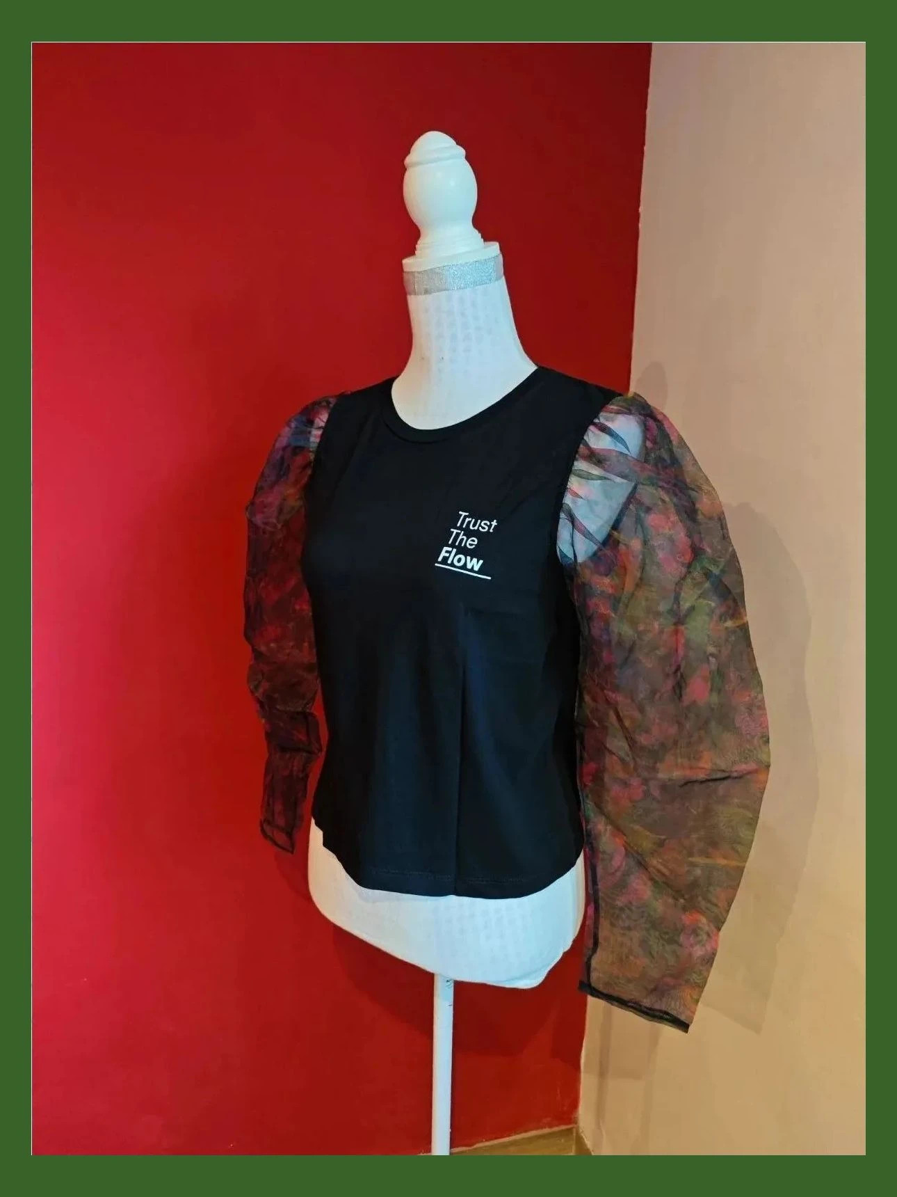 🌺Camiseta de algodón negro con mangas de tul transparente floreado, de Zara, talla M – Zara – taille M / 38 / 10 2