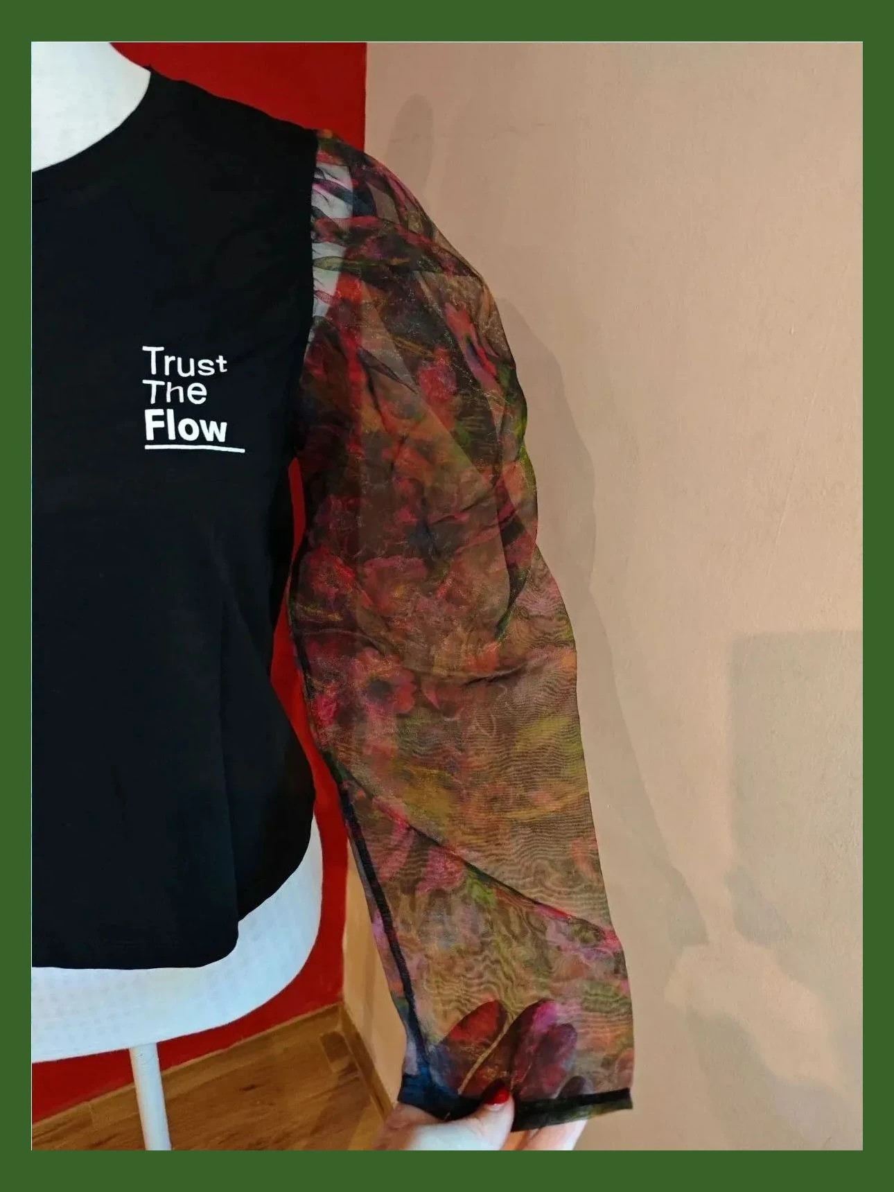 🌺Camiseta de algodón negro con mangas de tul transparente floreado, de Zara, talla M – Zara – taille M / 38 / 10 4