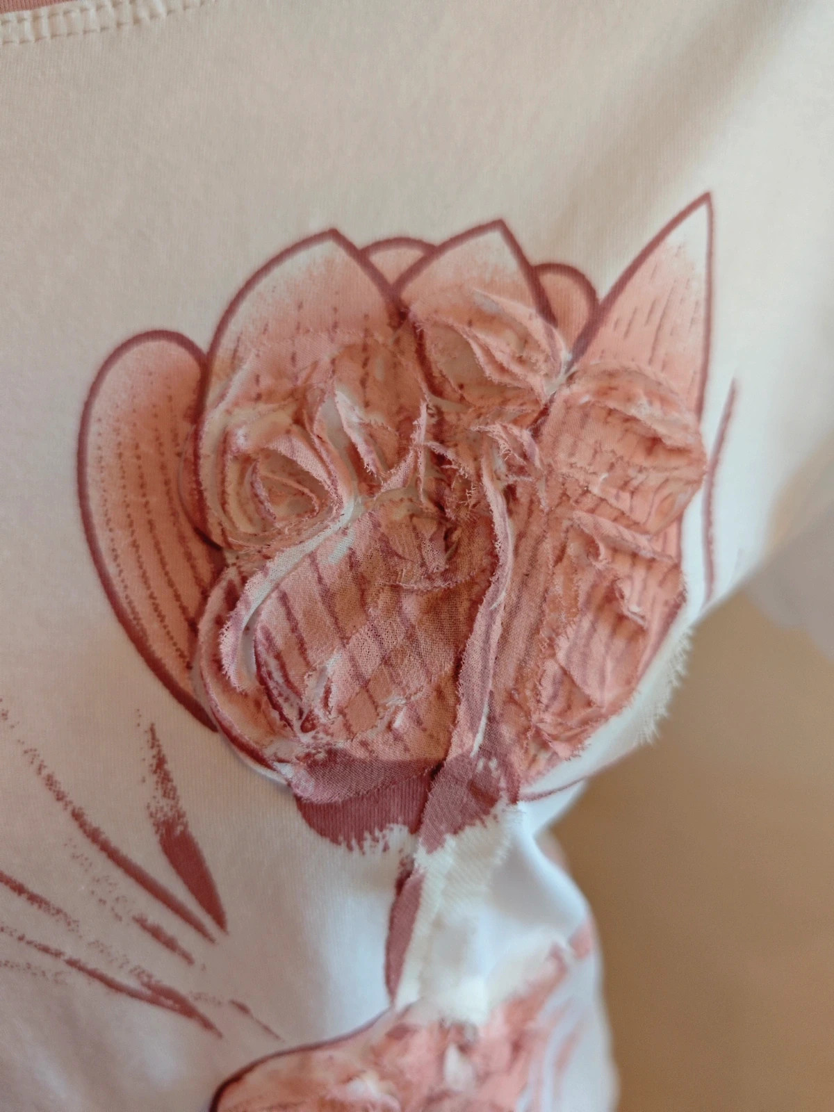 🌺Bonita camiseta de algodón blanco con detalle de flores rosas con cinta de gasa – Impresion – taille L / 40 / 12 3