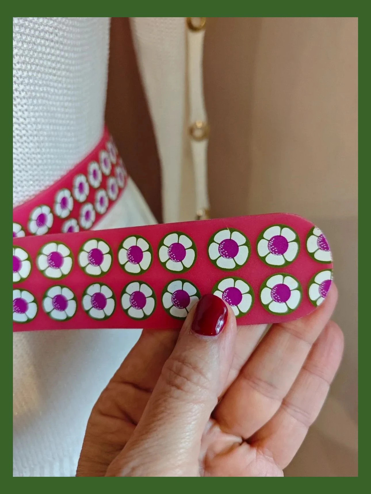 🌺 Cinturón de silicona rosa con flores estampadas y hebilla plateada – taille 95 cm 4