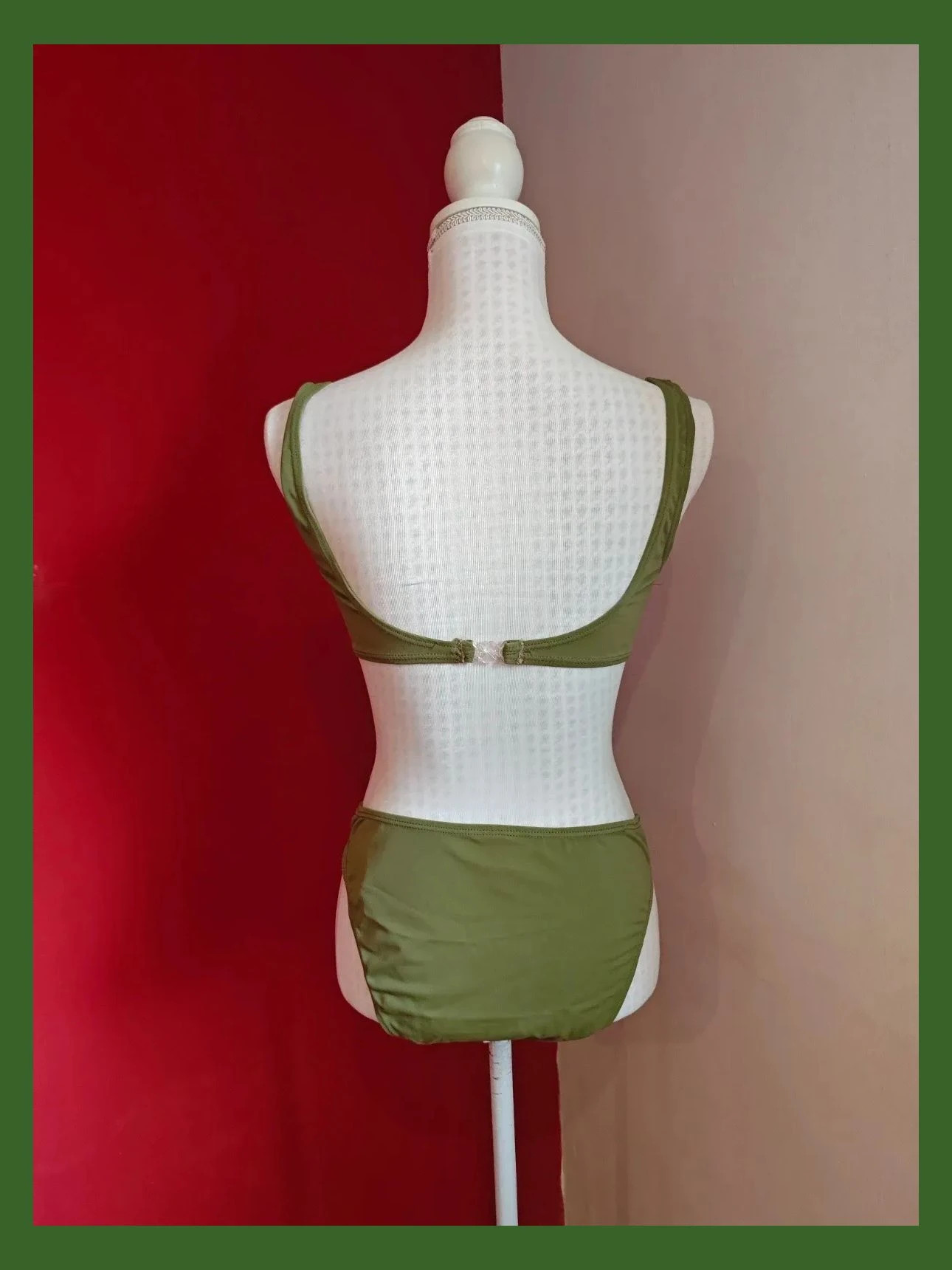 🌺 Bonito biquini verde con aros – Anzoni – taille XL / 42 / 14 5