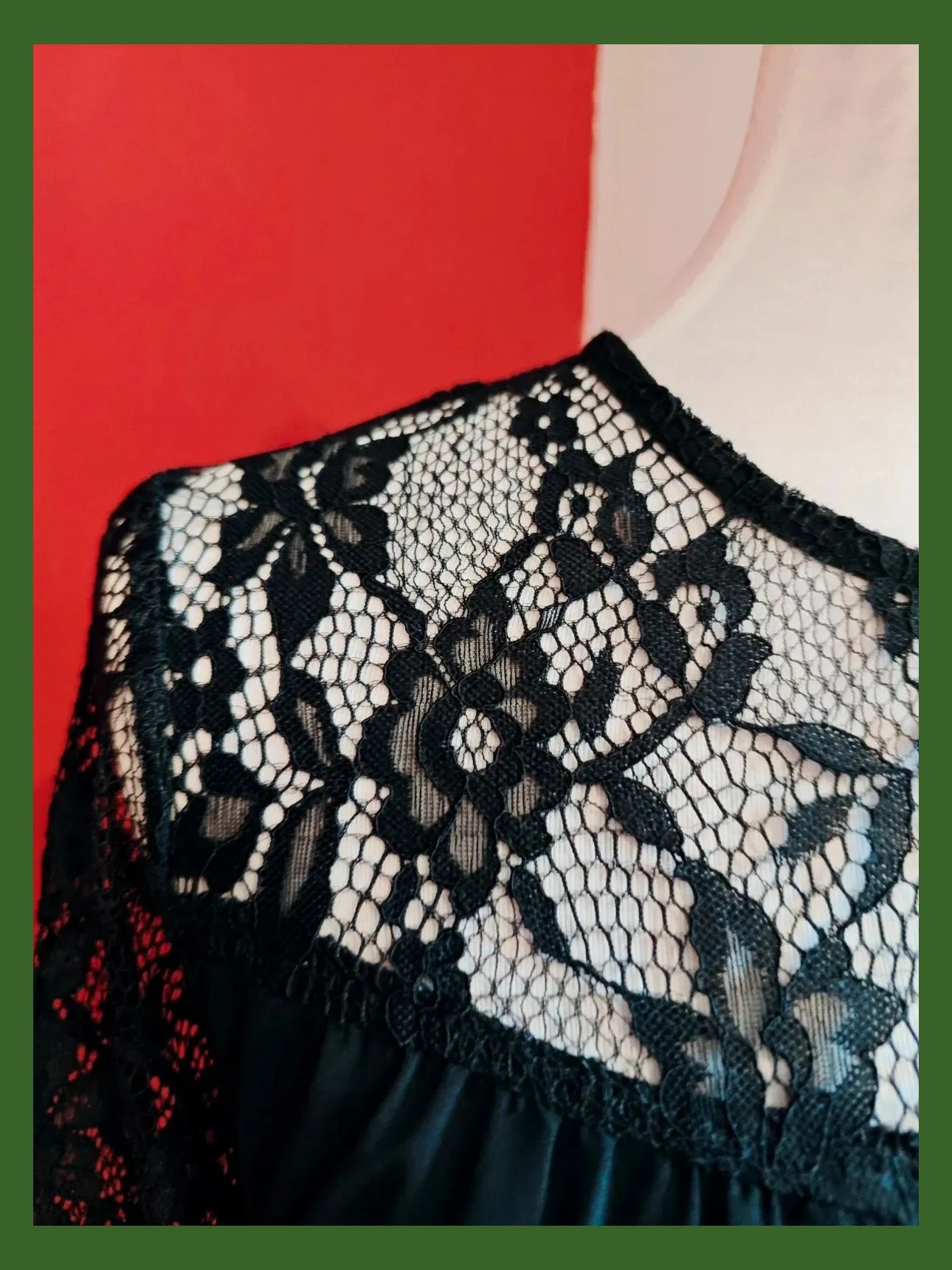 🌺 Bonita blusa negra con blonda en mangas y parte superior – JustFab – taille XXL / 44 / 16 4