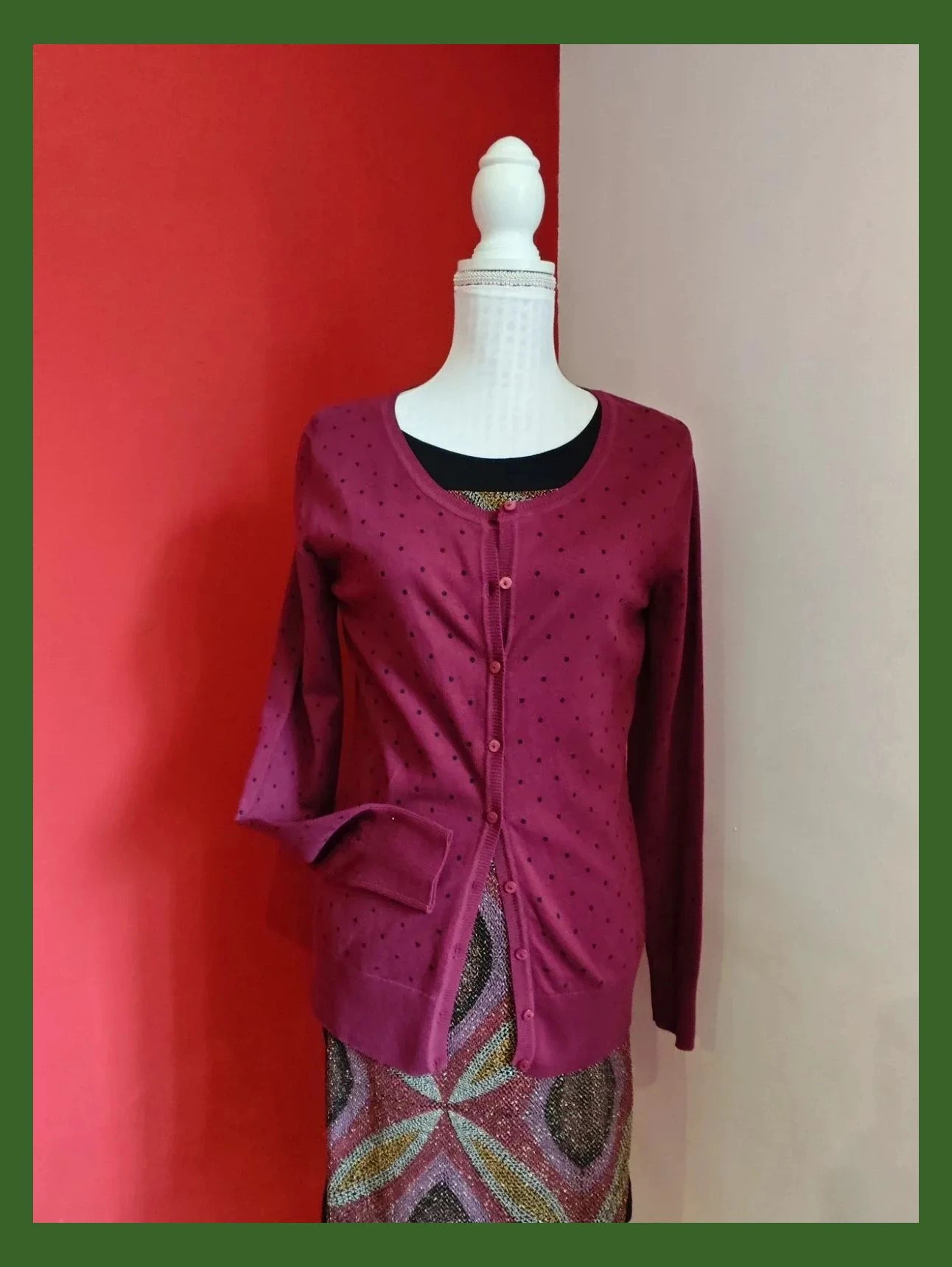 🌺 Práctica rebeca mirada con puntitos negros – The Basics – taille M / 38 / 10 2