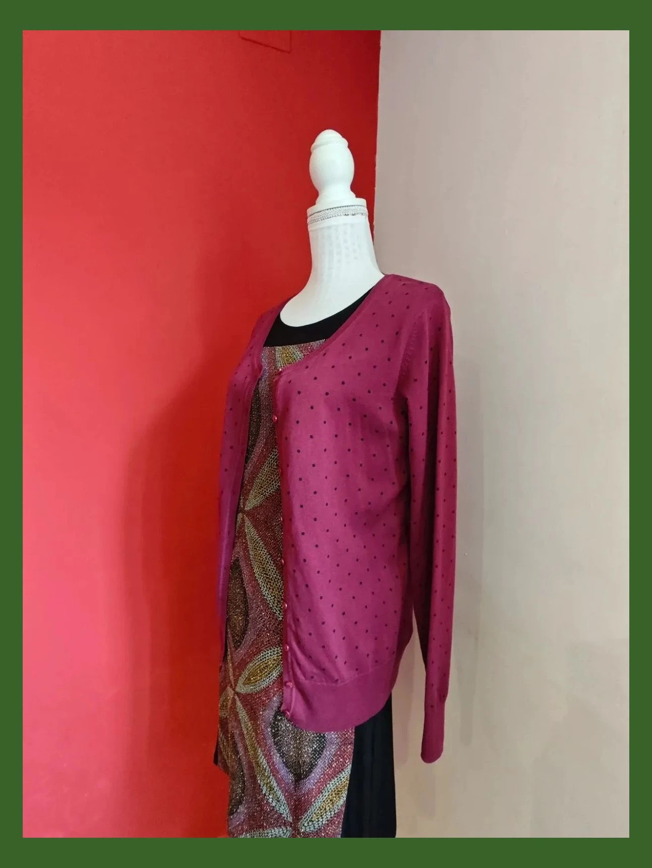 🌺 Práctica rebeca mirada con puntitos negros – The Basics – taille M / 38 / 10 3