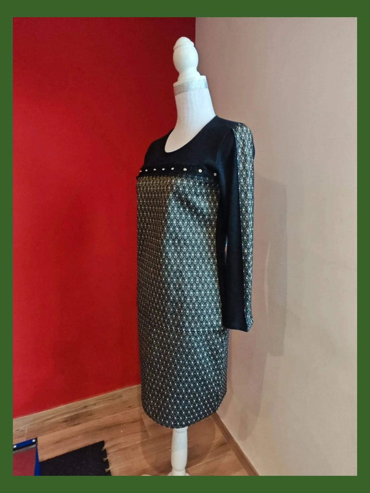 🌺Conjunto de blusa y falda punto negro y figuras doradas y blanco con brillantes y puntilla, talla M – Festa – taille M / 38 / 10 3