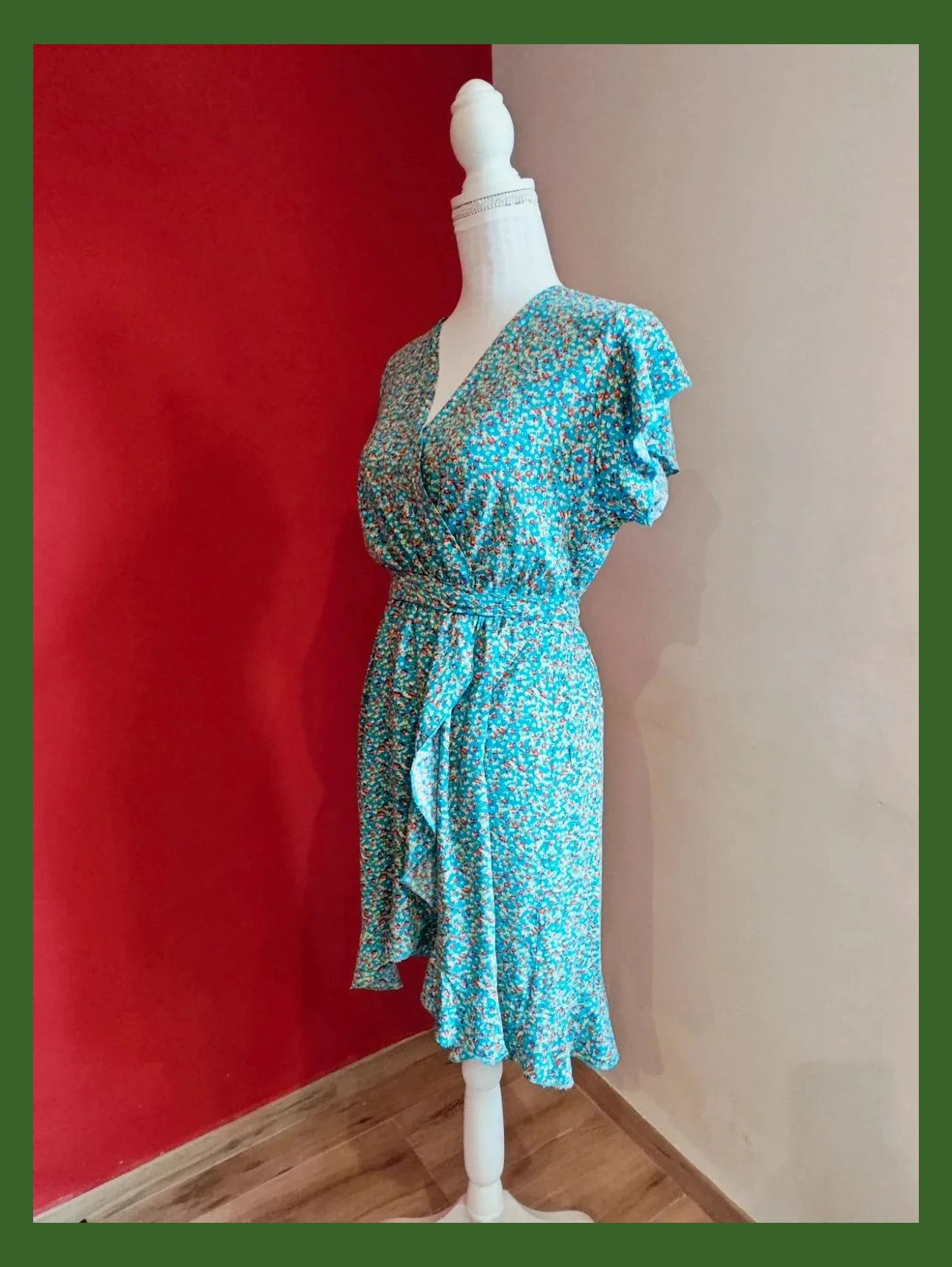 🌺 Vestido ligero azul con florecitas cruzado delante con lazo alrededor de la cintura – M-Made in Italy – taille L / 40 / 12 2