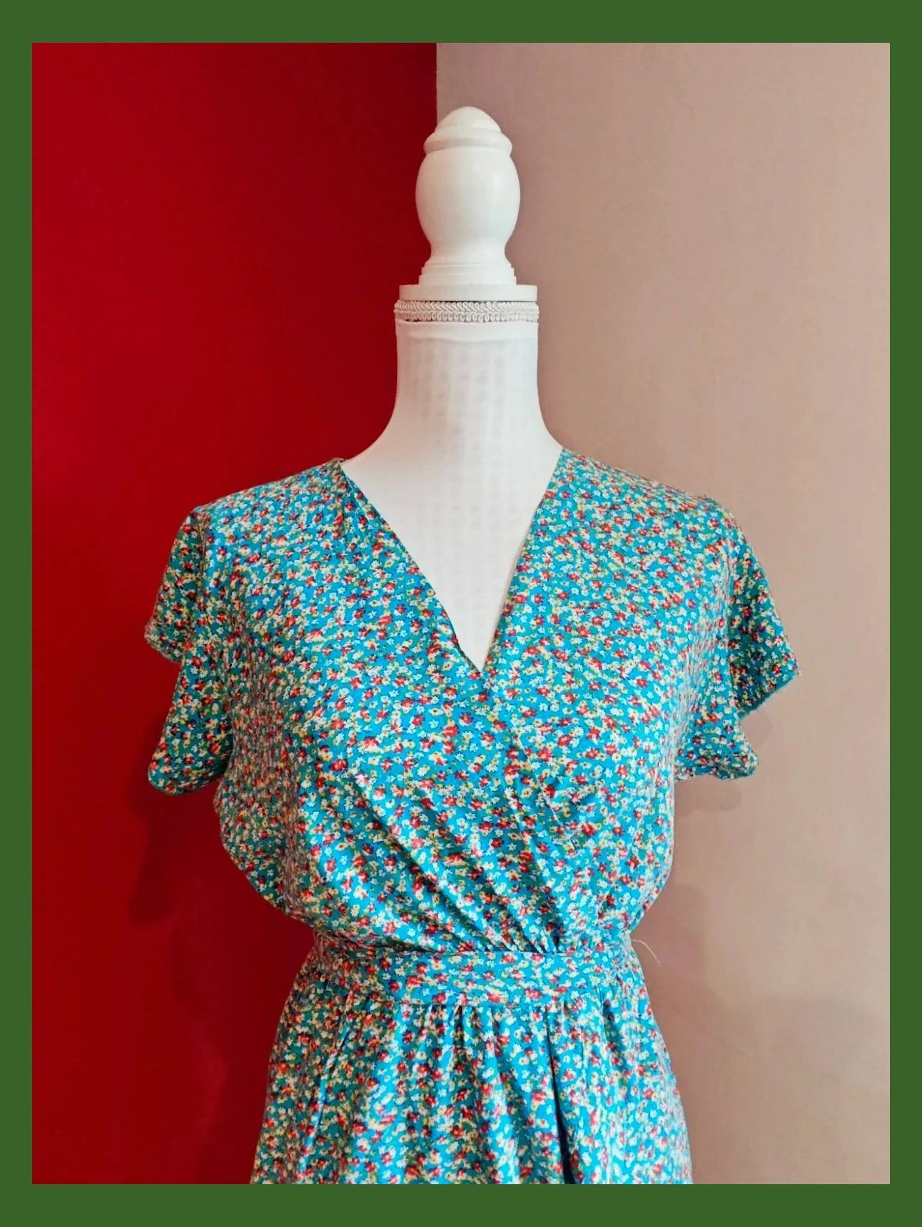 🌺 Vestido ligero azul con florecitas cruzado delante con lazo alrededor de la cintura – M-Made in Italy – taille L / 40 / 12 3