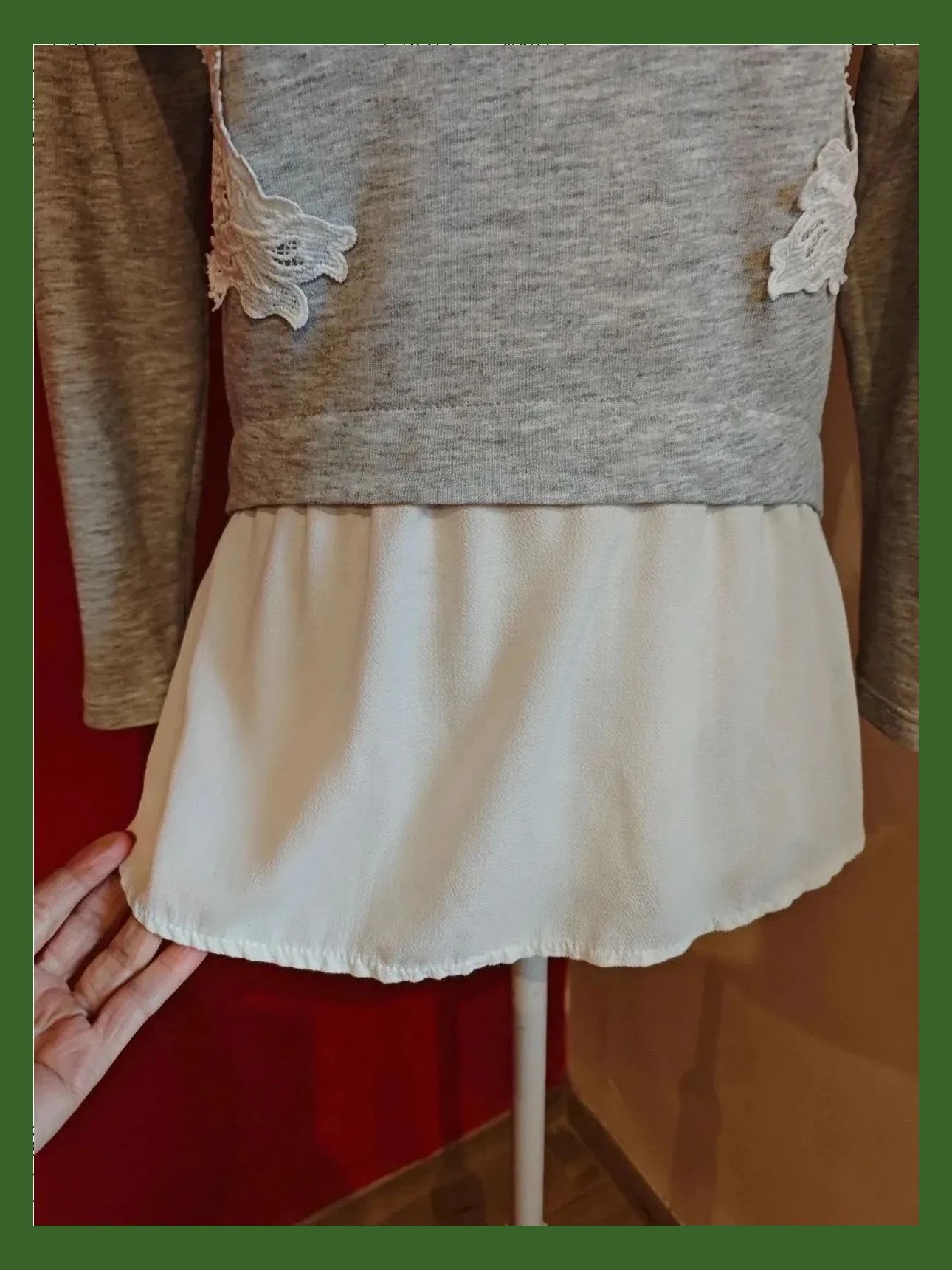🌺Camiseta de algodón gris con aplicaciones de crochet y abajo delante tela ligera blanca – Vintage Dressing – taille L / 40 / 12 5