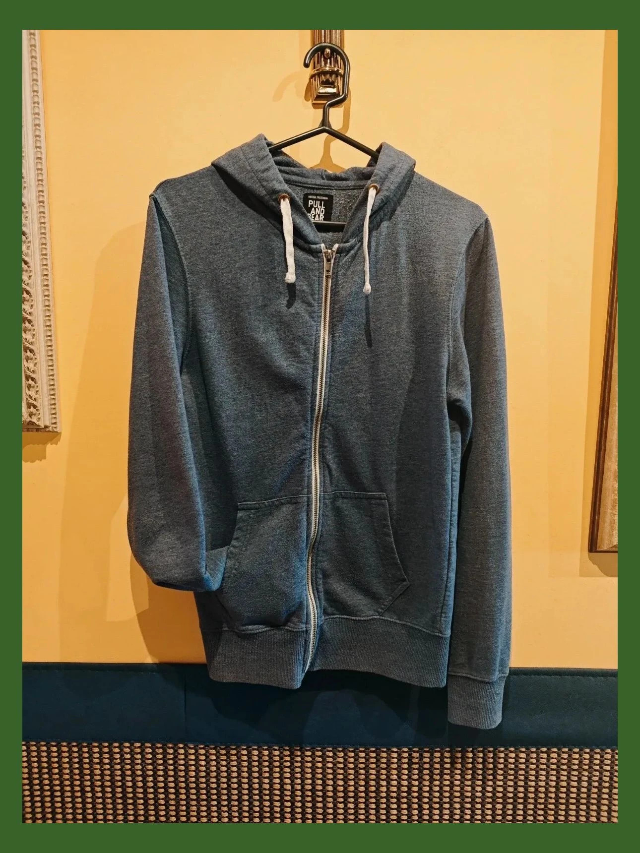 🌺 Sudadera abierta con cremallera y capucha, 50% algodón – Pull & Bear – taille S 2