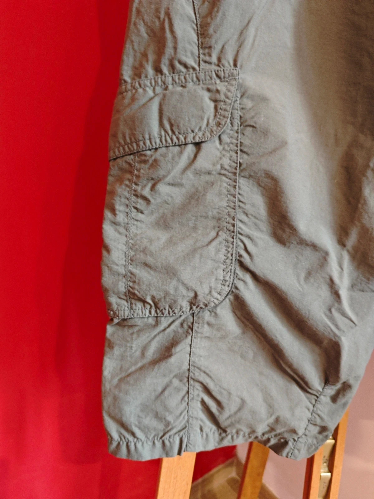 🌺 Pantalón pirata color caqui con bolsillos laterales – Quechua – taille W32 | FR 42 3