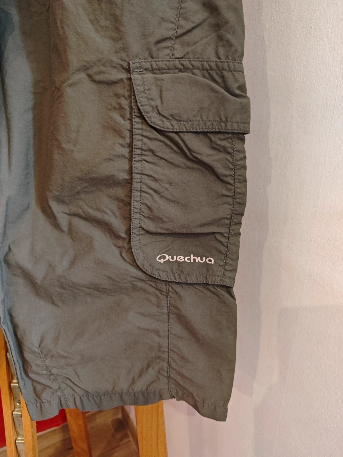 🌺 Pantalón pirata color caqui con bolsillos laterales – Quechua – taille W32 | FR 42 4