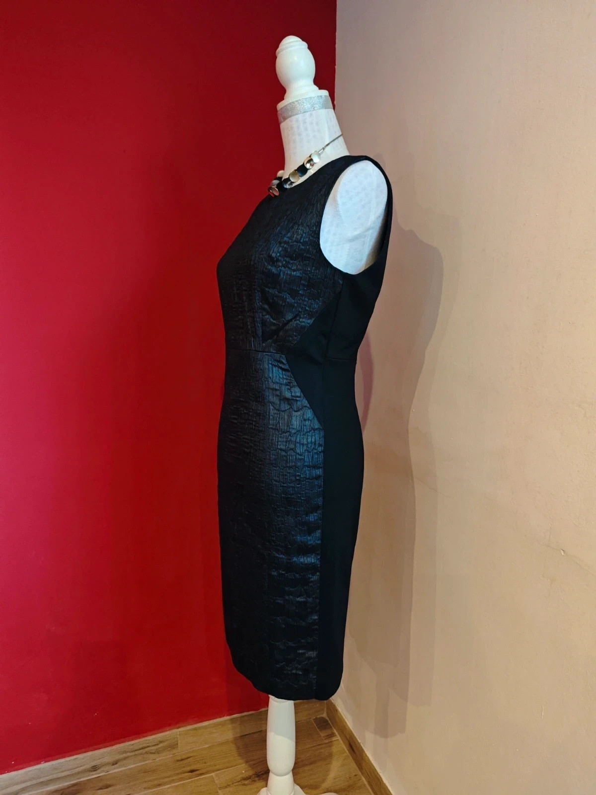🌺 Elegante vestido negro entallado dos texturas, de la prestigiosa marca TAHARI, talla M – Tahari – taille M / 38 / 10 2