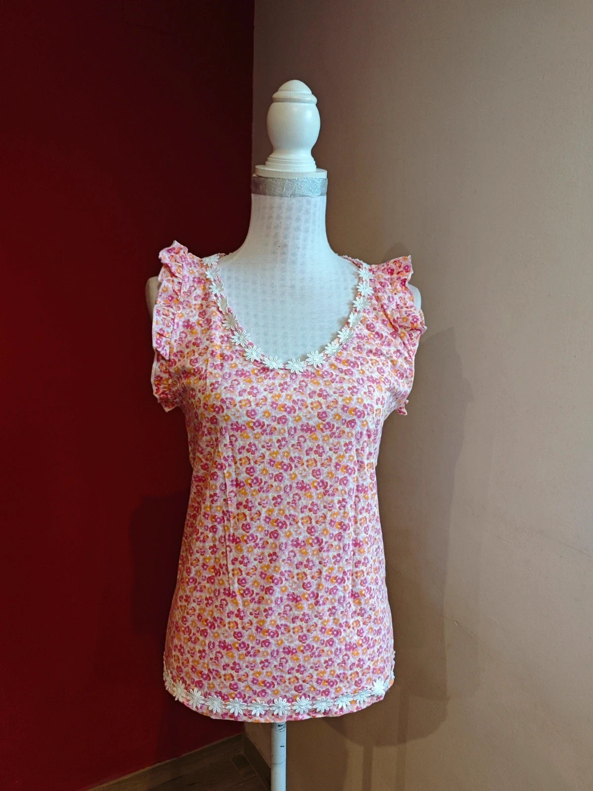🌺Camiseta floreada de algodón de tirantes con volantes y margaritas blancas cosidas por mi, talla L