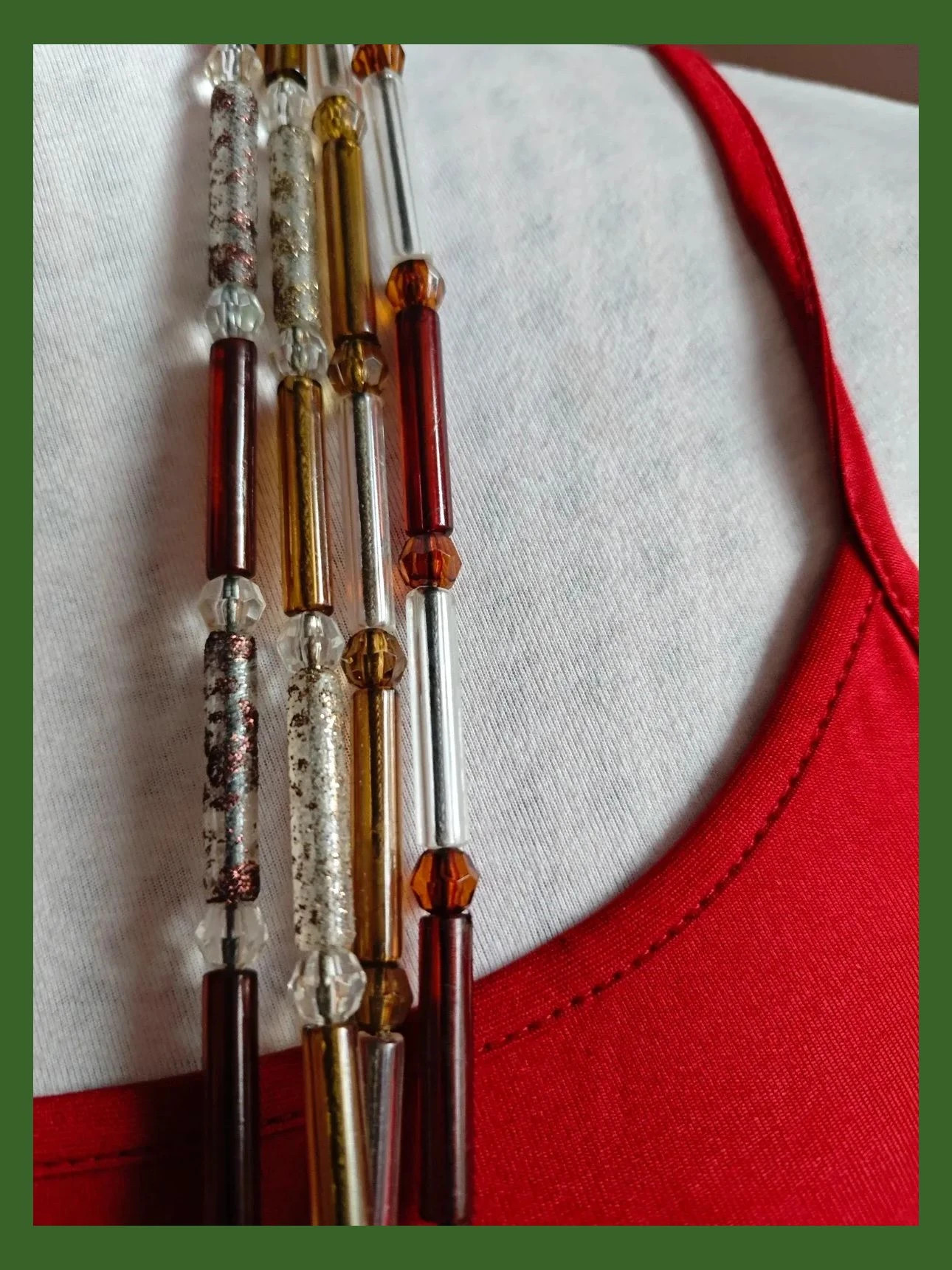 🌺Collar de 4 vueltas de abalorios marrón y plateado con purpurina y con cordón – Vintage Chic 3