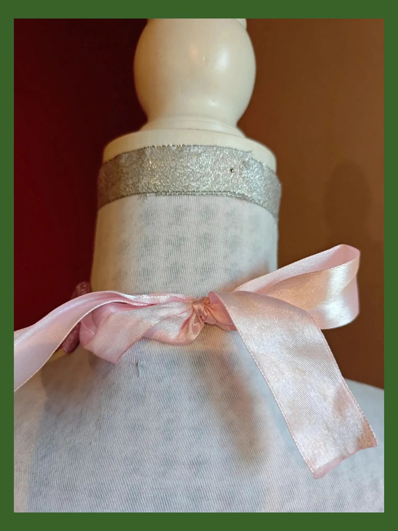 🌺 Bonito collar vintage rosa con bolas de cristal y rombos con brillantina 4