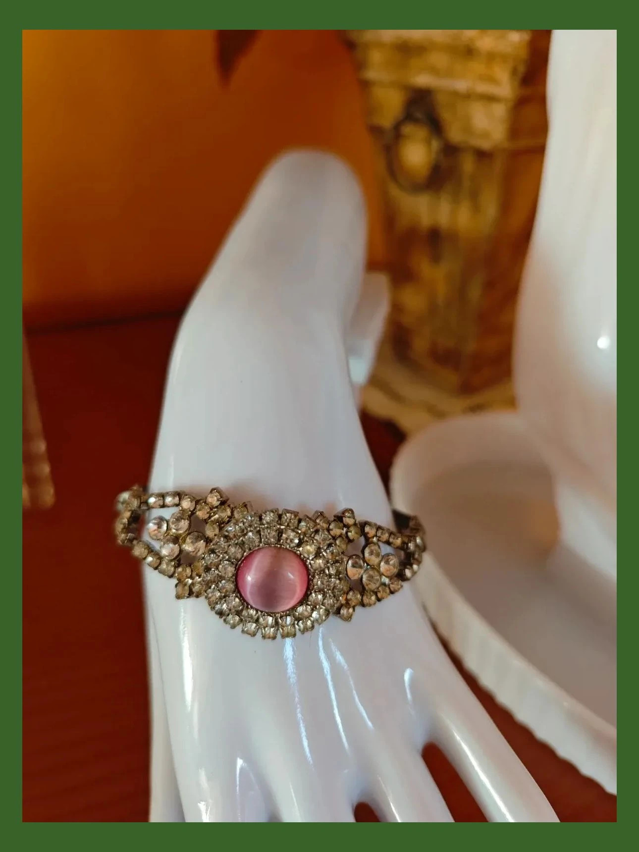 🌺 Precioso conjunto de gargantilla y pulsera con cordón rosa y pieza de brillantes – Vintage Chic 4