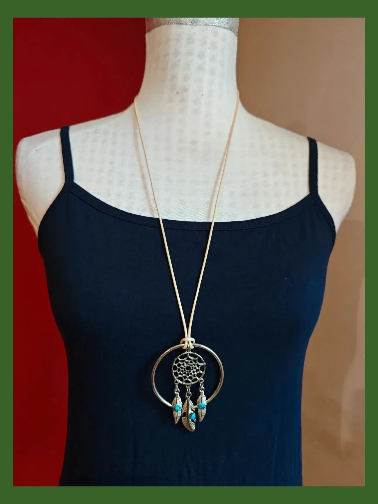 🌺Colgante con aro de metal plateado con atrapasueños con abalorios color turquesa