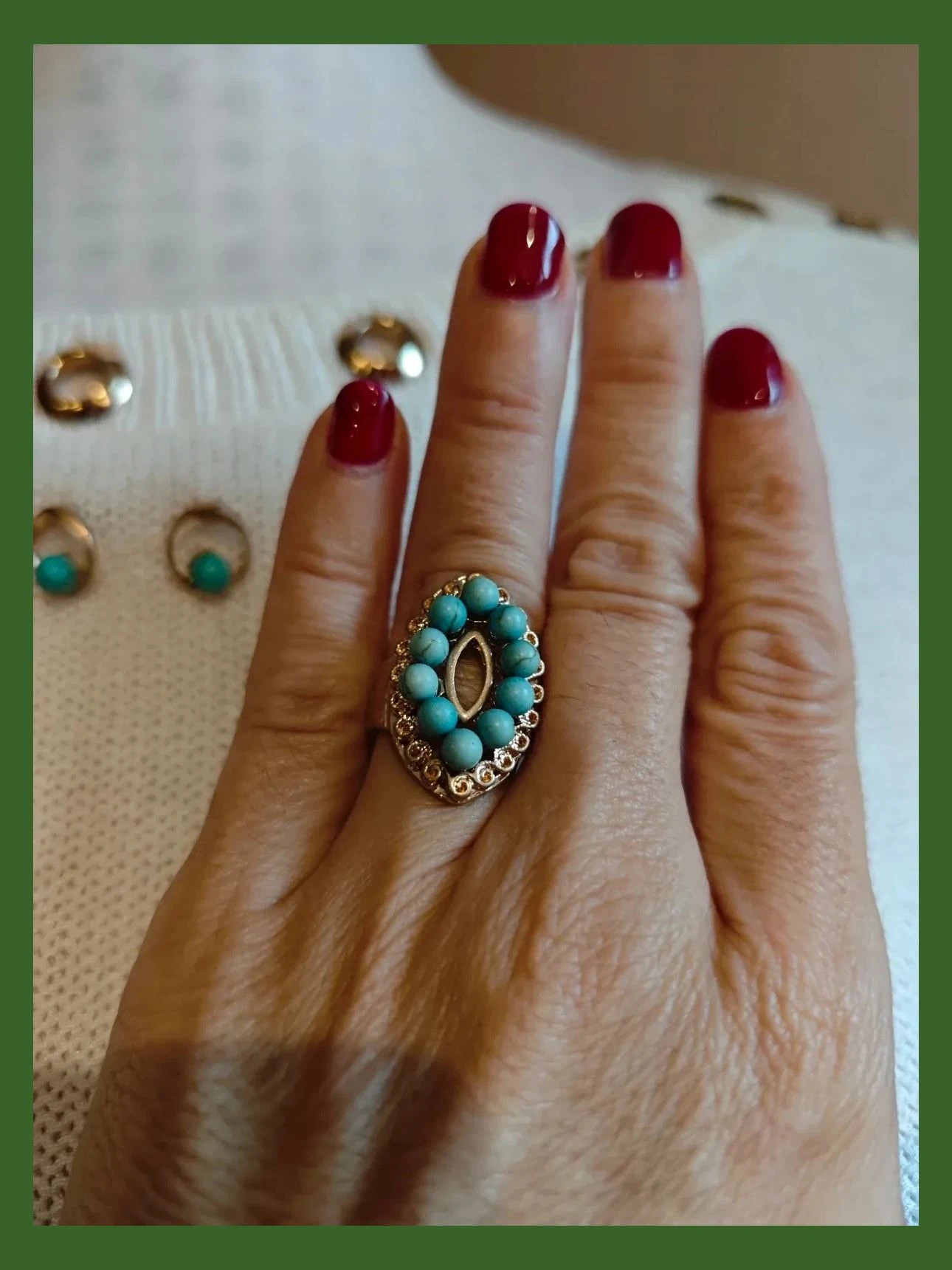 🌺 Conjunto de pulsera, pendientes y anillo dorado y turquesa – Bijou Brigitte 5