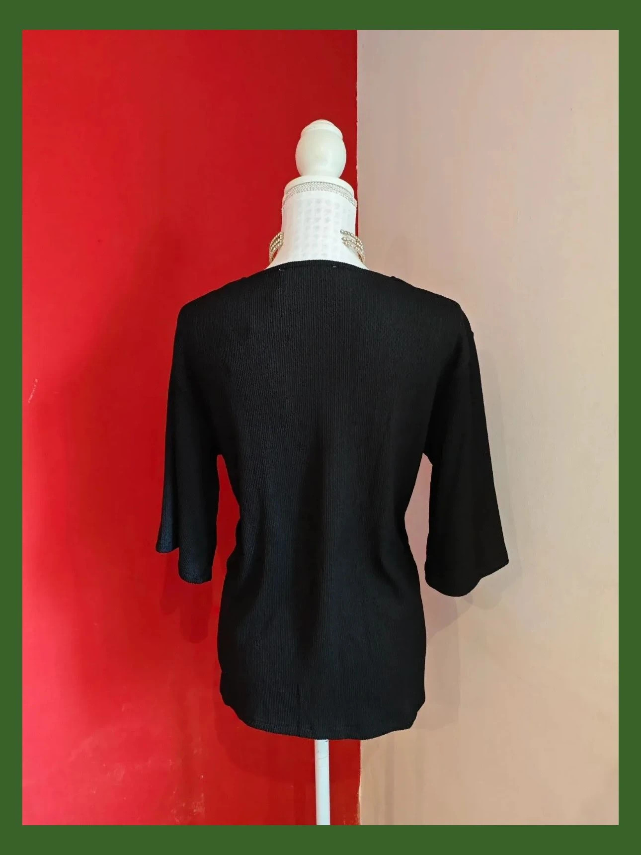 🌺 Elegante blusa negra con bordados negro y blanco en el cuello de pico – El Corte Inglés – taille XXL / 44 / 16 5