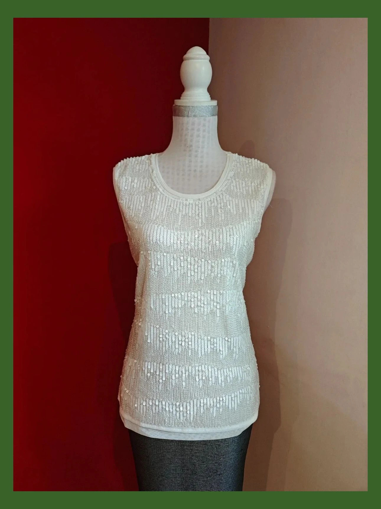 🌺Camiseta blanca con lentejuelas blancas delante, cosidas sobre tela de gasa