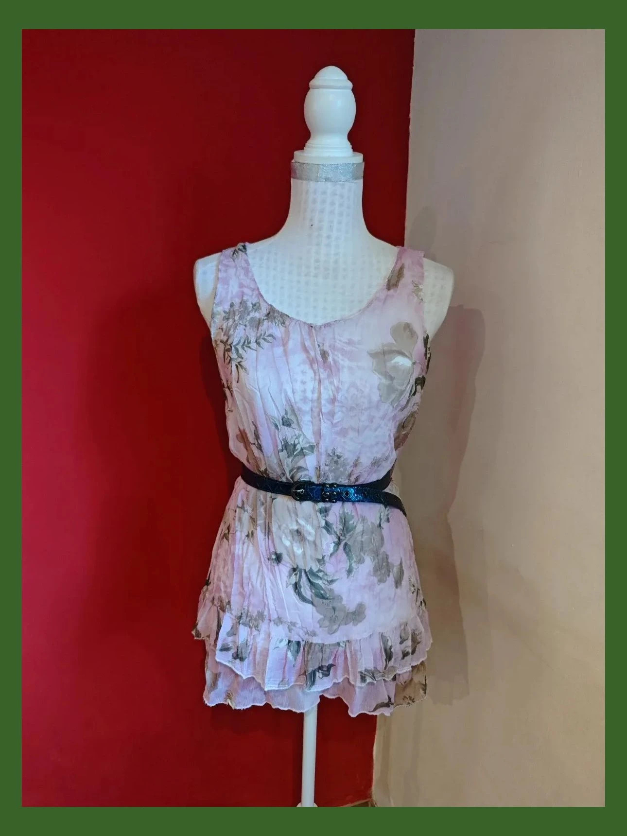 🌺Blusa malva con estampado floral y volante en bajo, con regalo de cinturón – taille M / 38 / 10