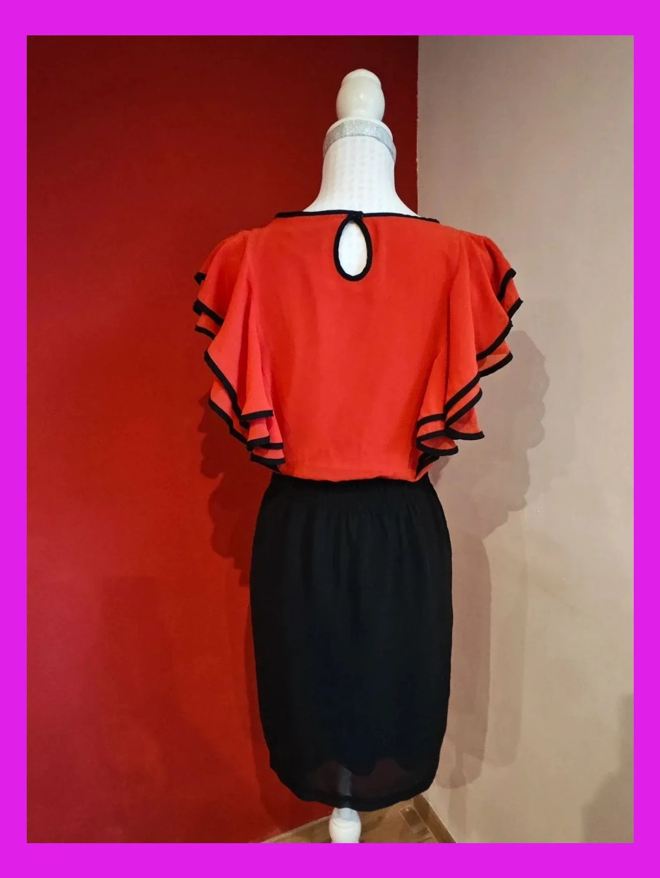 🌺 Bonito vestido vintage de gasa roja arriba y falda negra, con volantes ribeteados de negro – Vintage – taille XL / 42 / 14 4