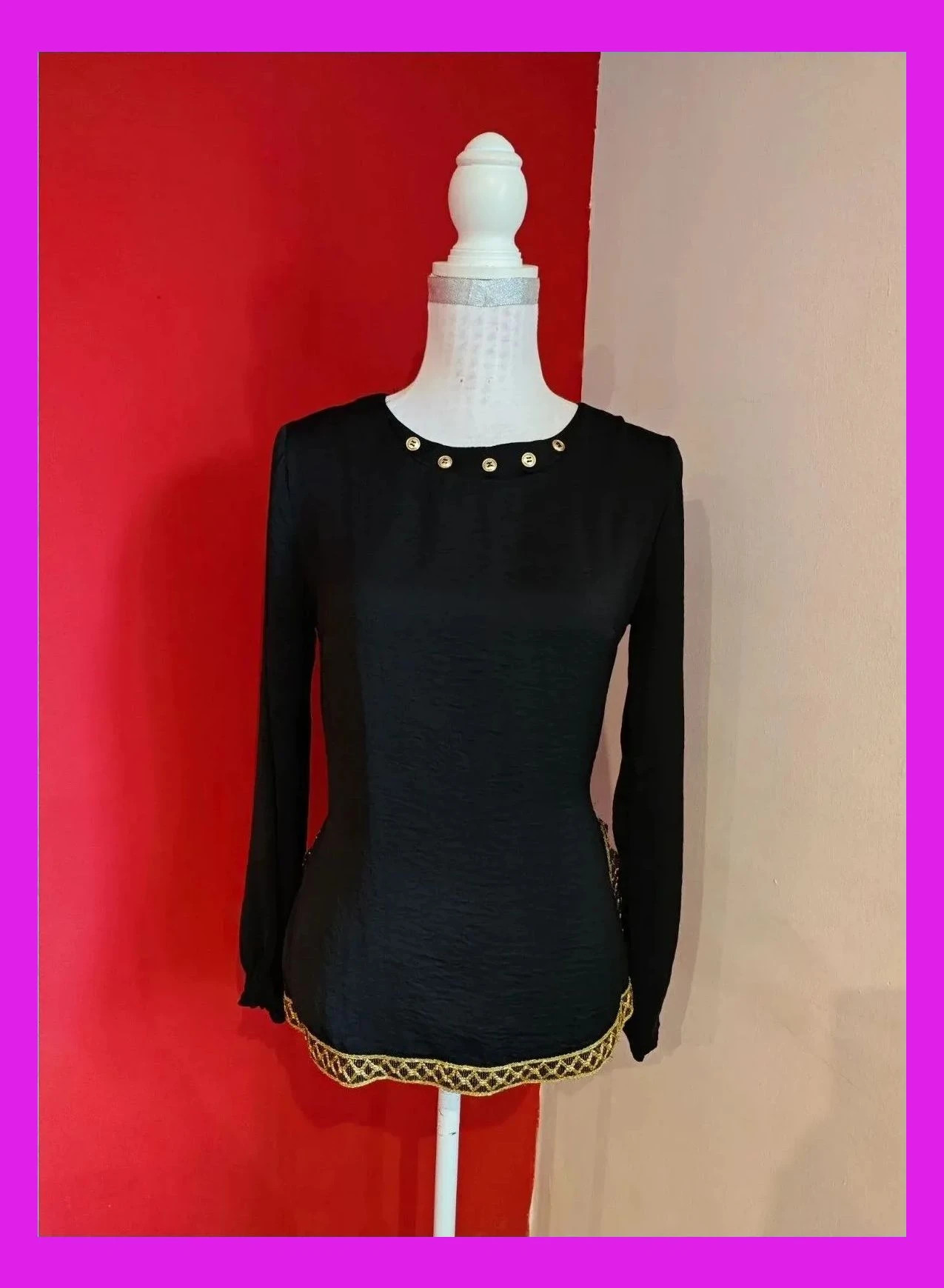 🌺Blusa negra con botones dorados en cuello y pasamanería dorada en bajo, talla M – Festa – taille M / 38 / 10 2