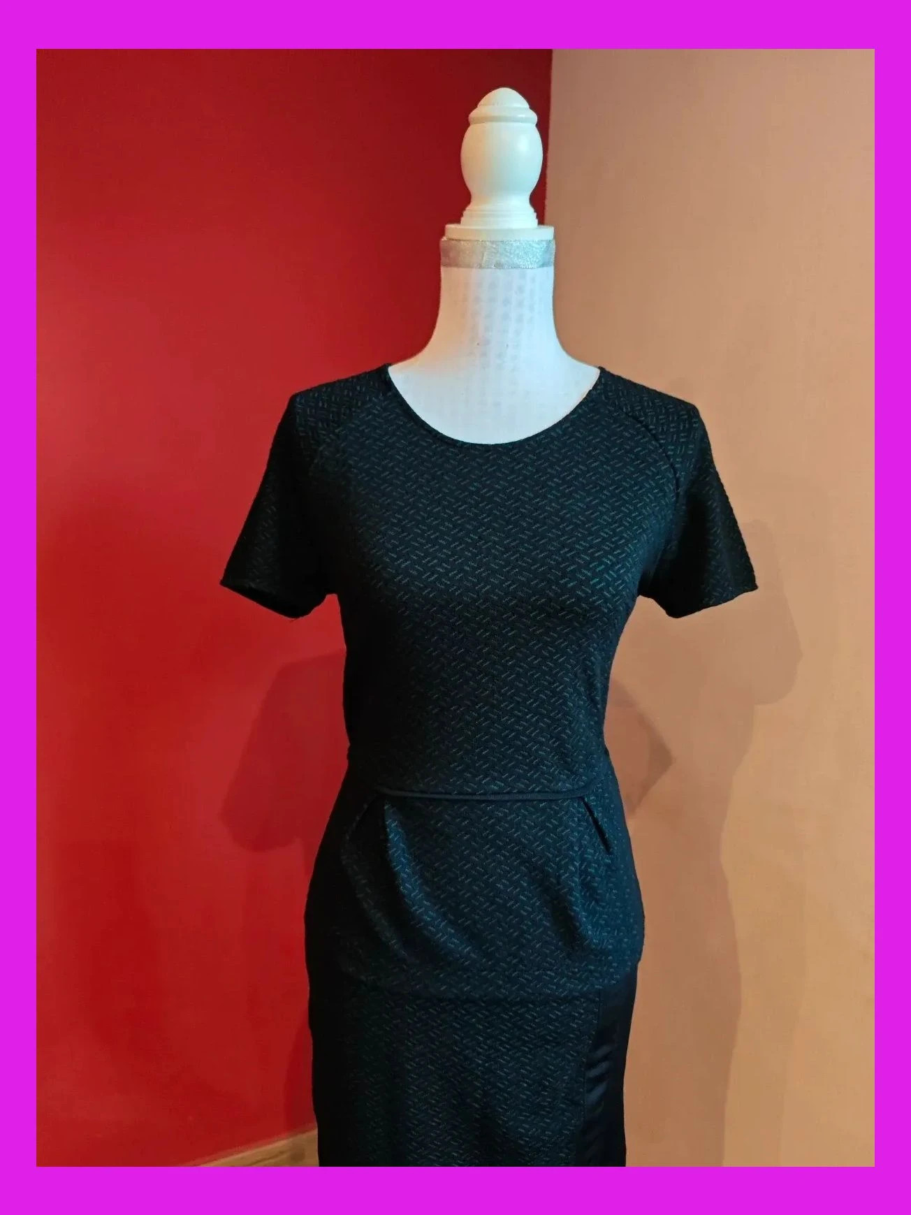 🌺 Elegante conjunto de falda y top negro con pintas verdes, de Trucco – Trucco – taille M / 38 / 10 3