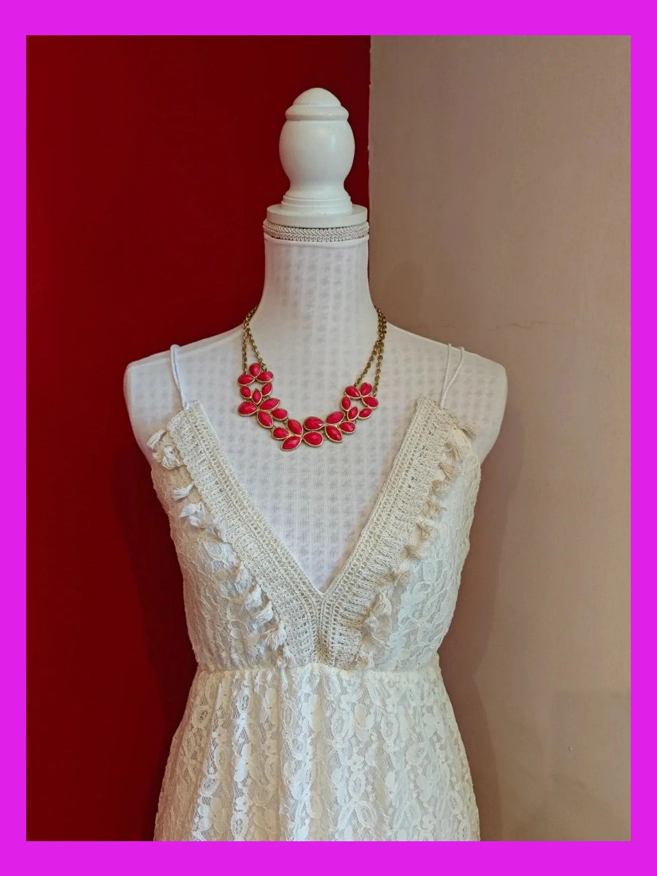 🌺Precioso vestido de blonda tono crema con bajo asimétrico – New Collection – taille XL / 42 / 14 4